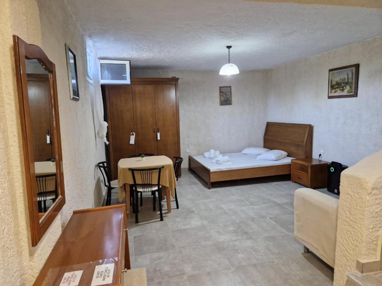 Two-Bedroom House photo 2