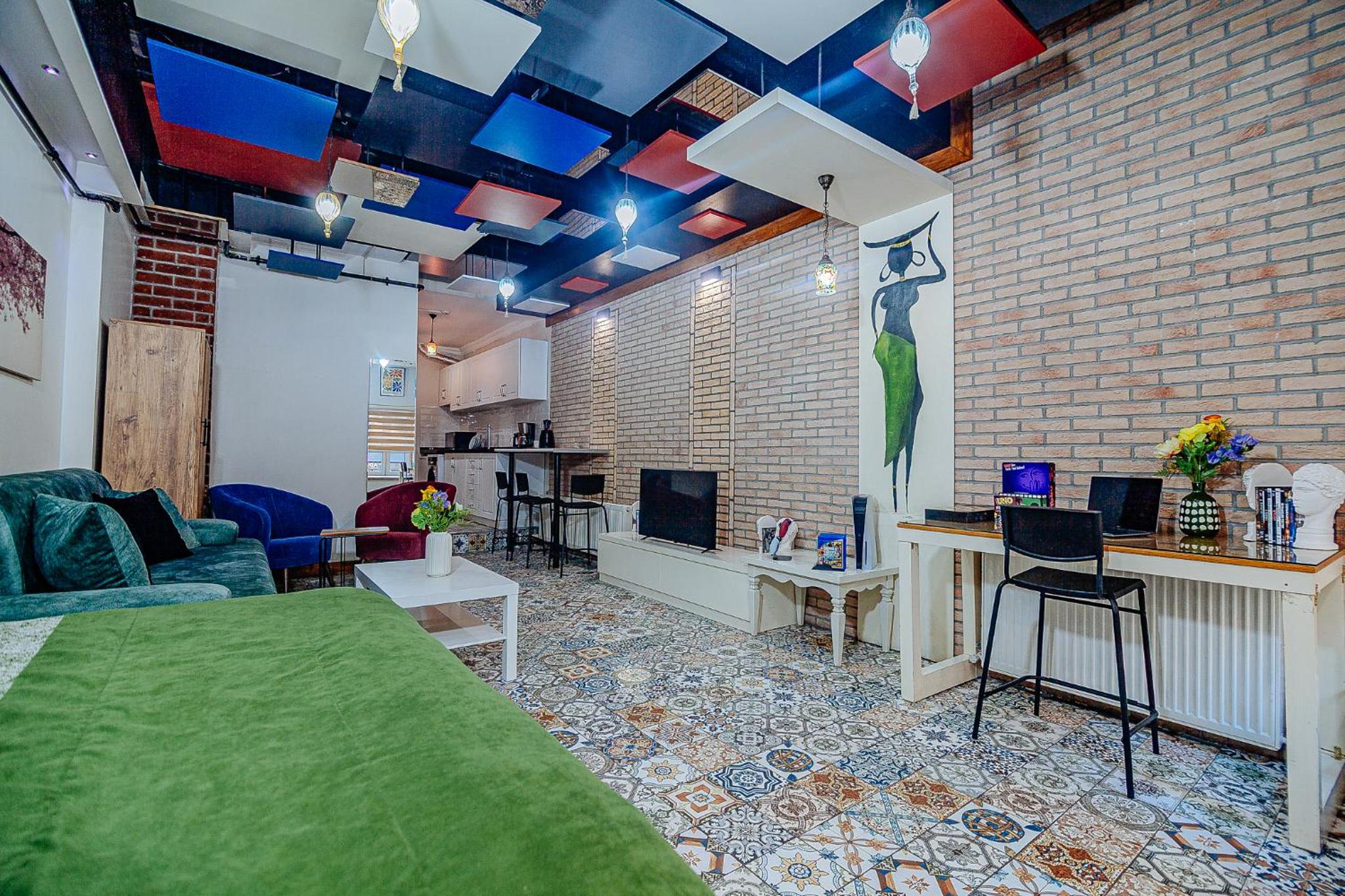 Studio Apartment