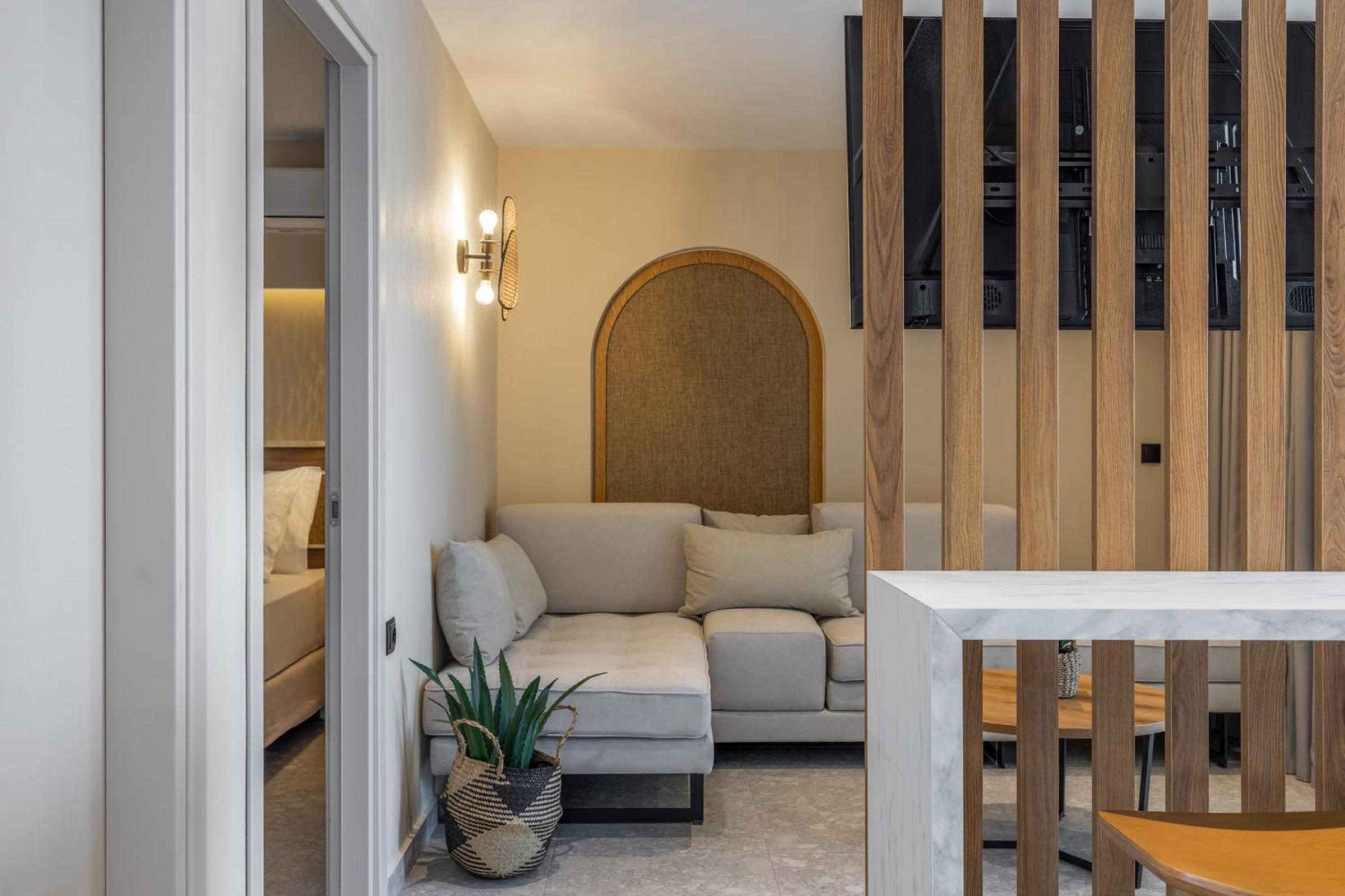Junior Suite with Private Pool photo 3
