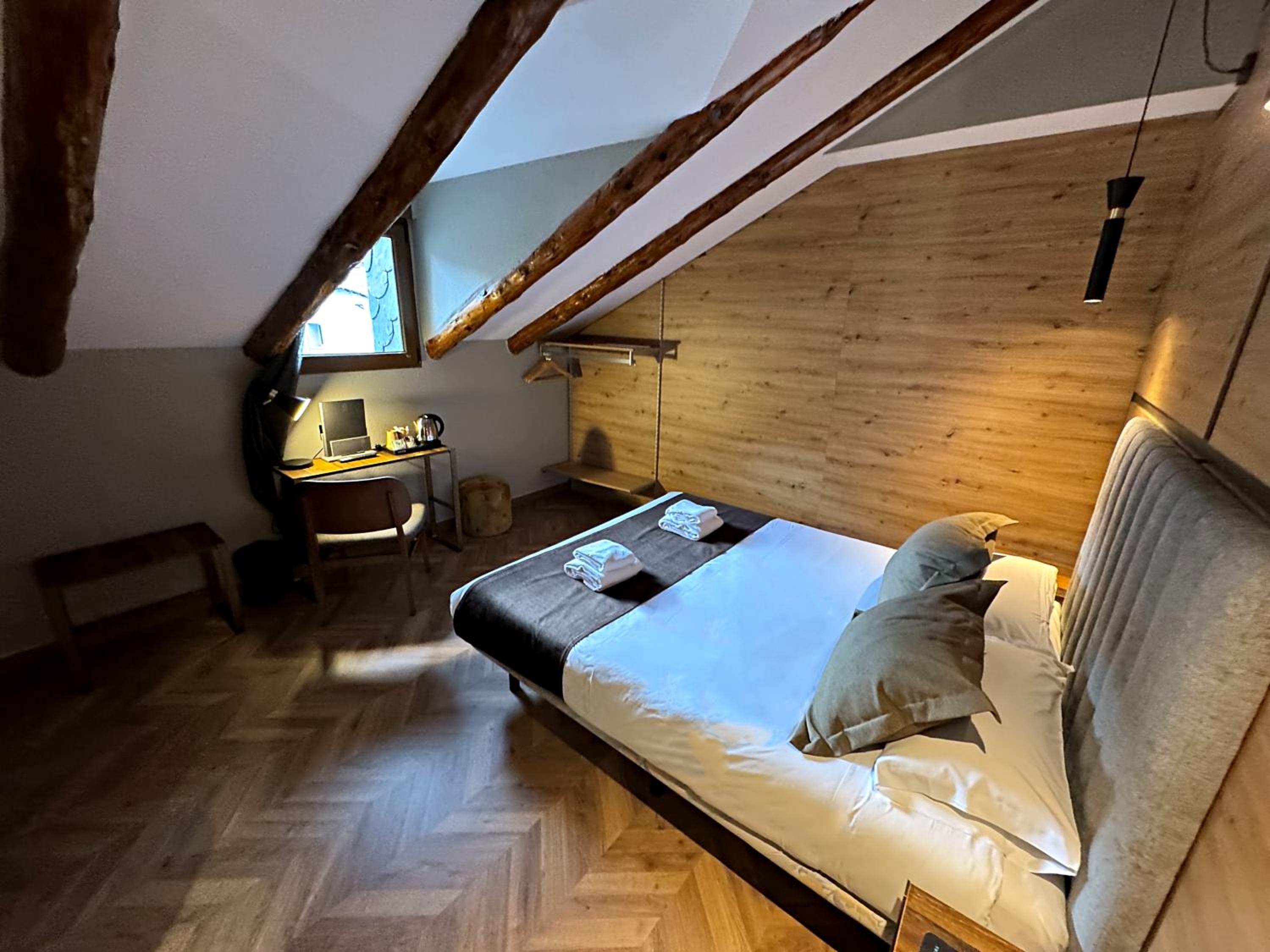 Double Room with Spa Bath