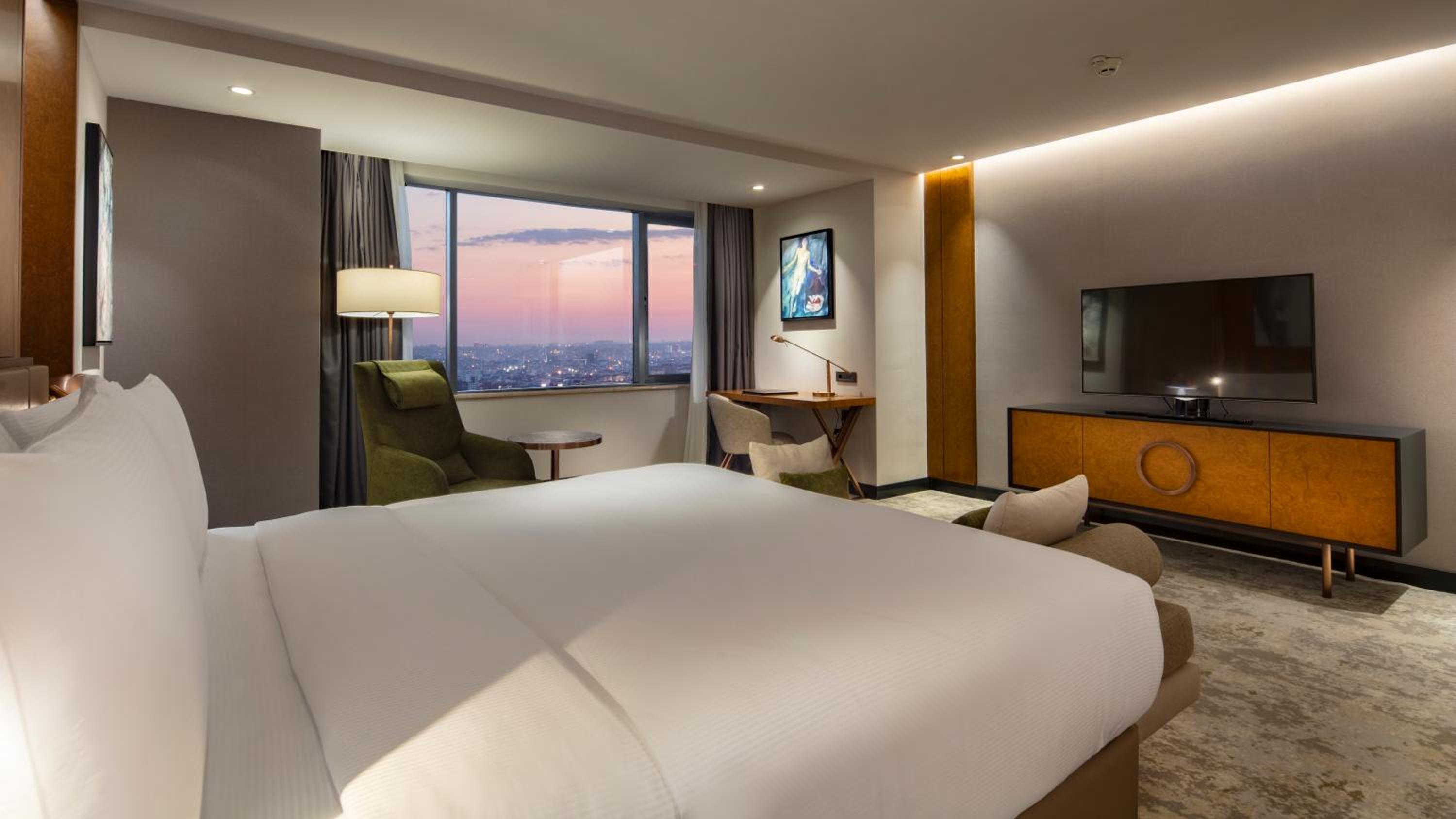 Executive King Room