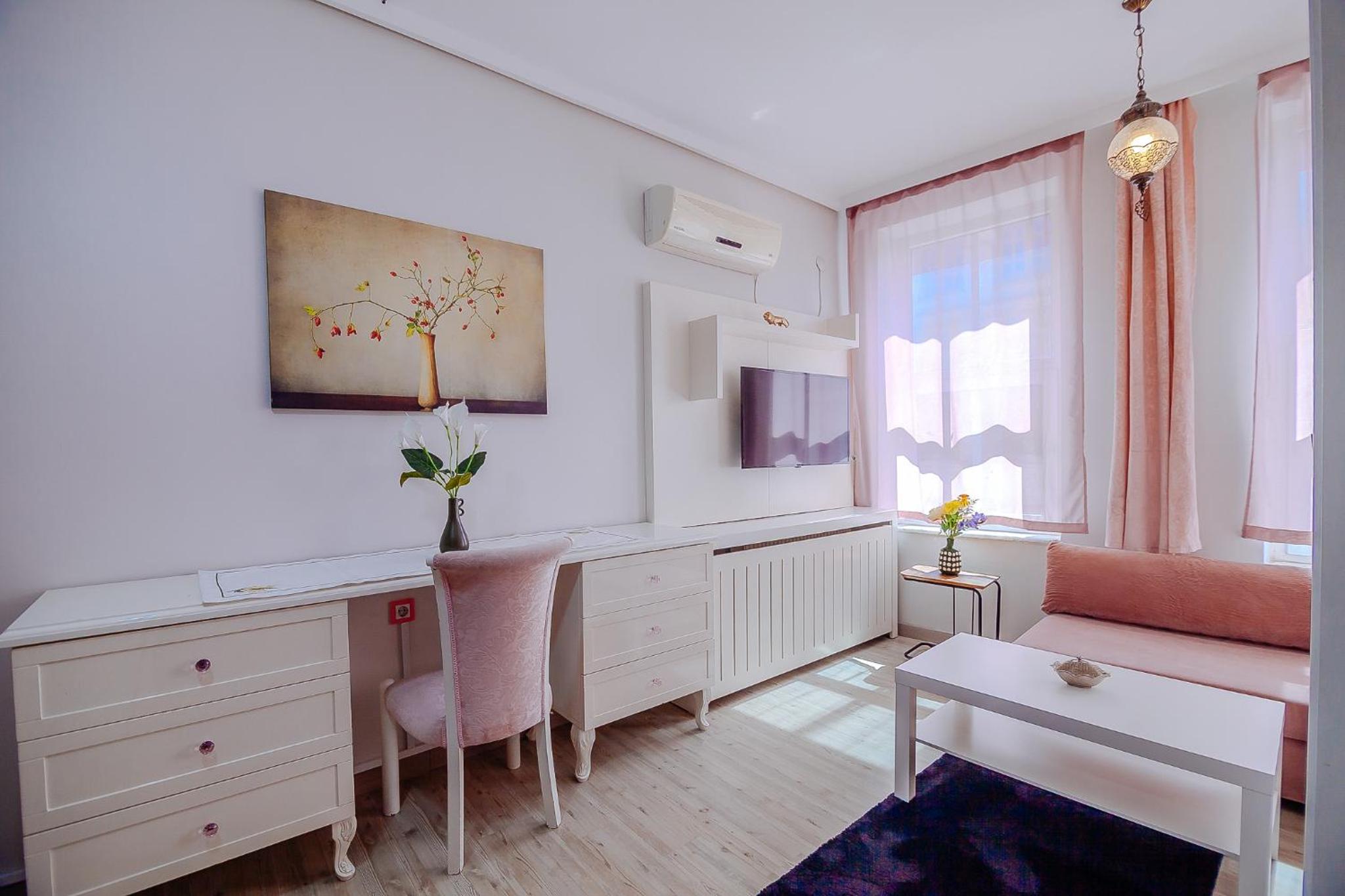 Suite with City View