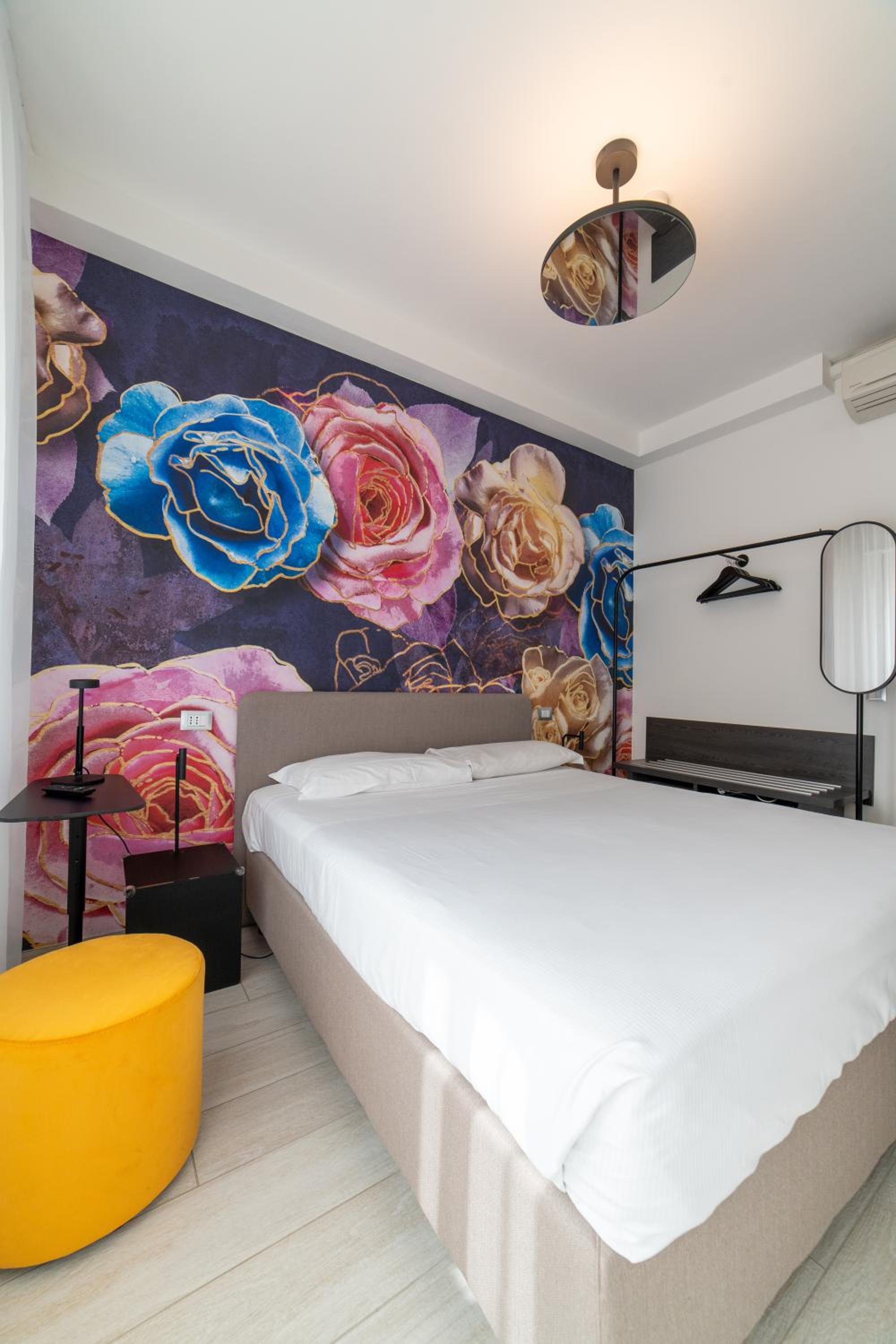 Standard Double Room - Photo 1