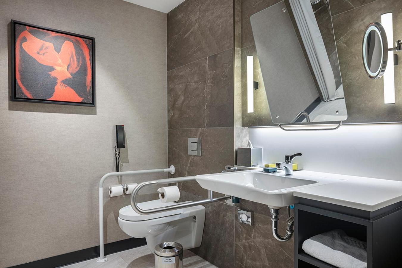 Twin Room - Mobility Access
