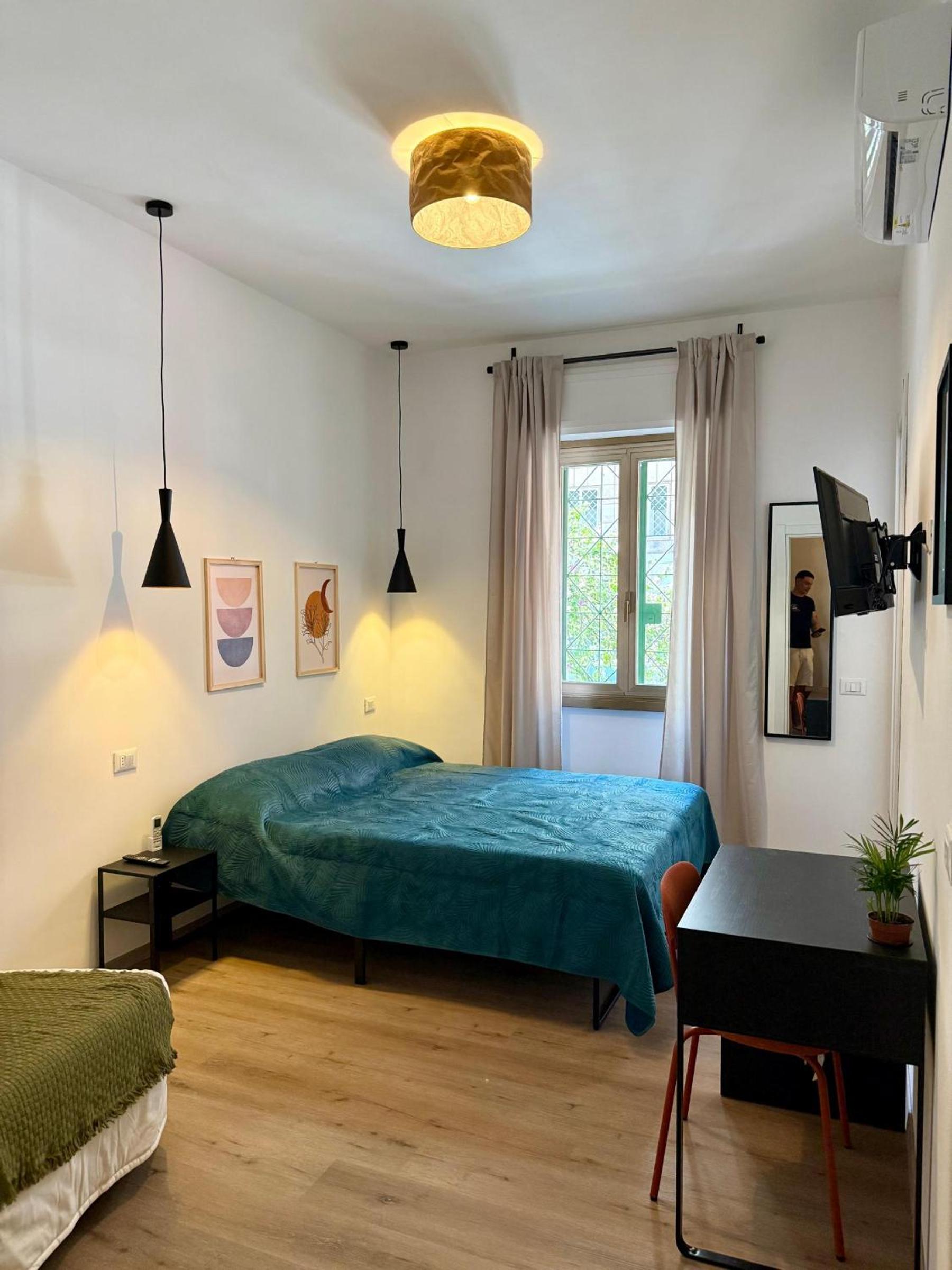Large Double or Twin Room
