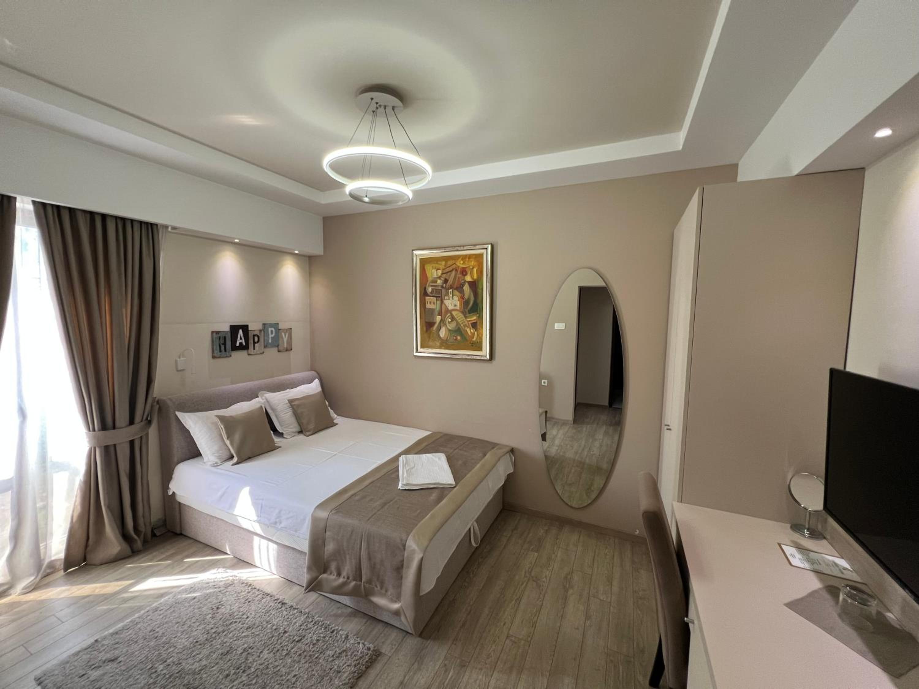 Economy Double Room photo 1