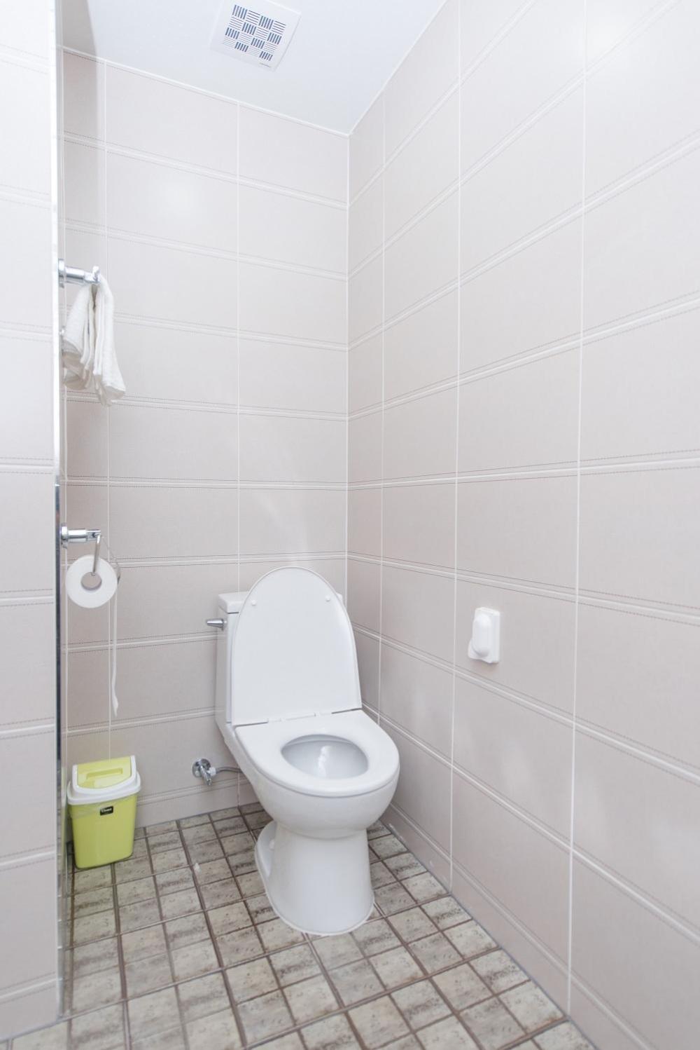 Standard Studio - Photo 9