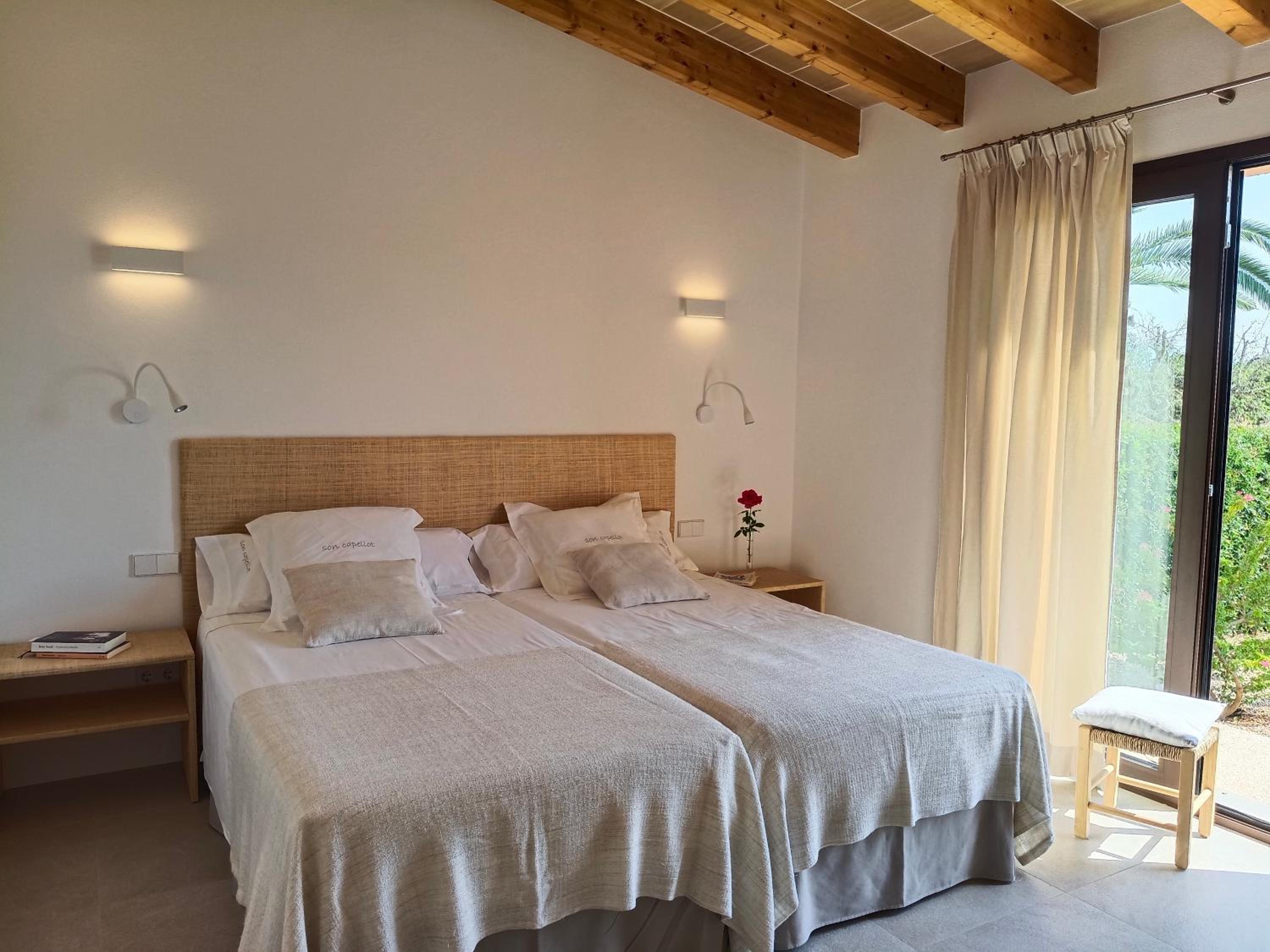 One-Bedroom Apartment with Garden View