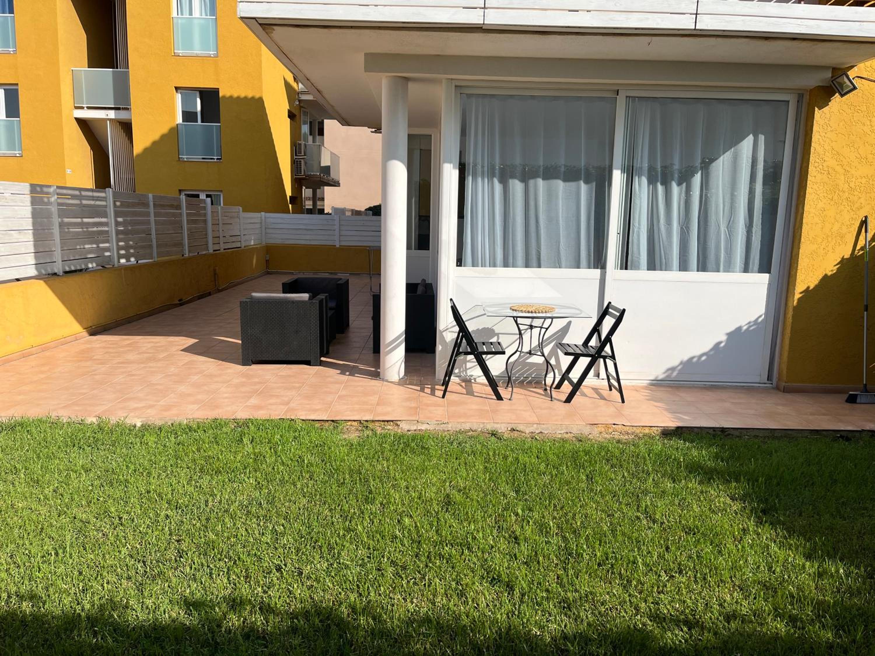 Apartamento Deluxe con Jardín Privado y acceso directo a la piscina