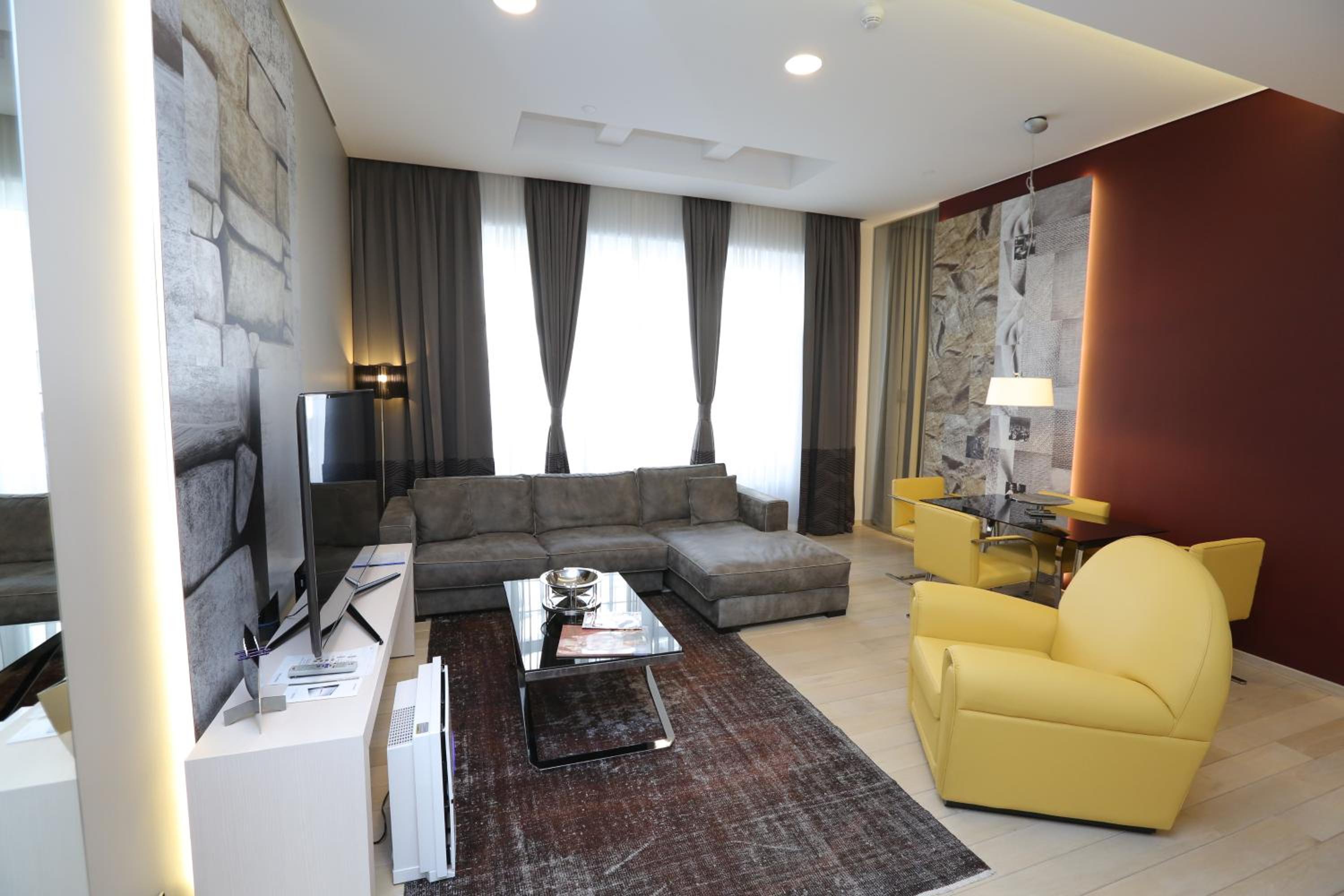  Superior One-Bedroom Apartment photo 1