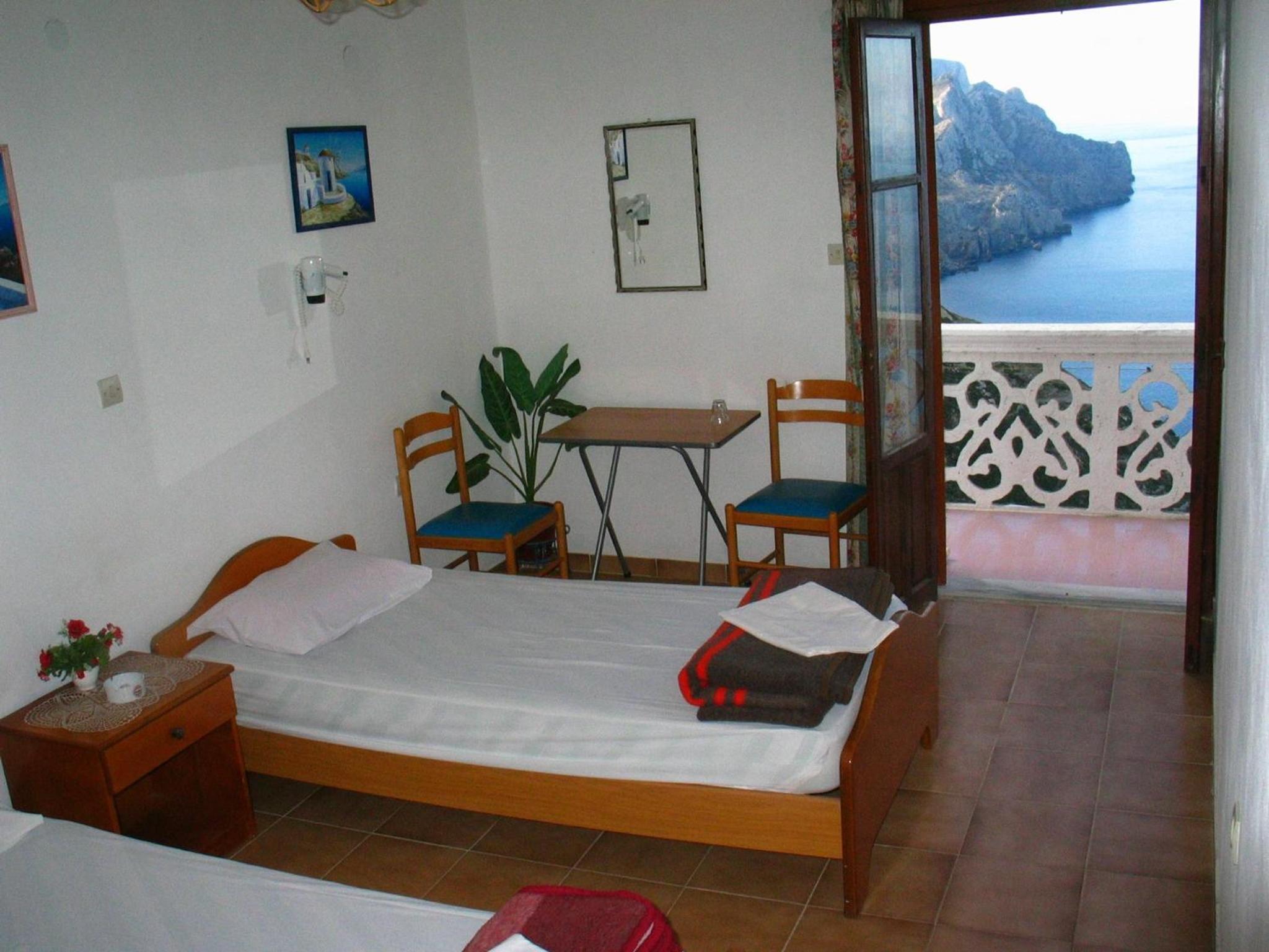 Standard Triple Room with Sea View