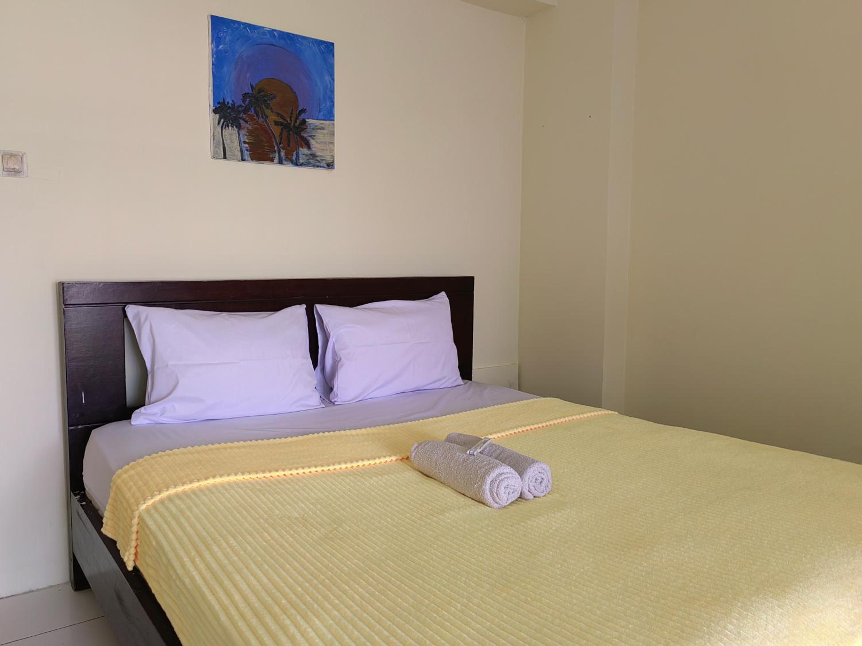 One-Bedroom Loft Apartment with Balcony photo 3