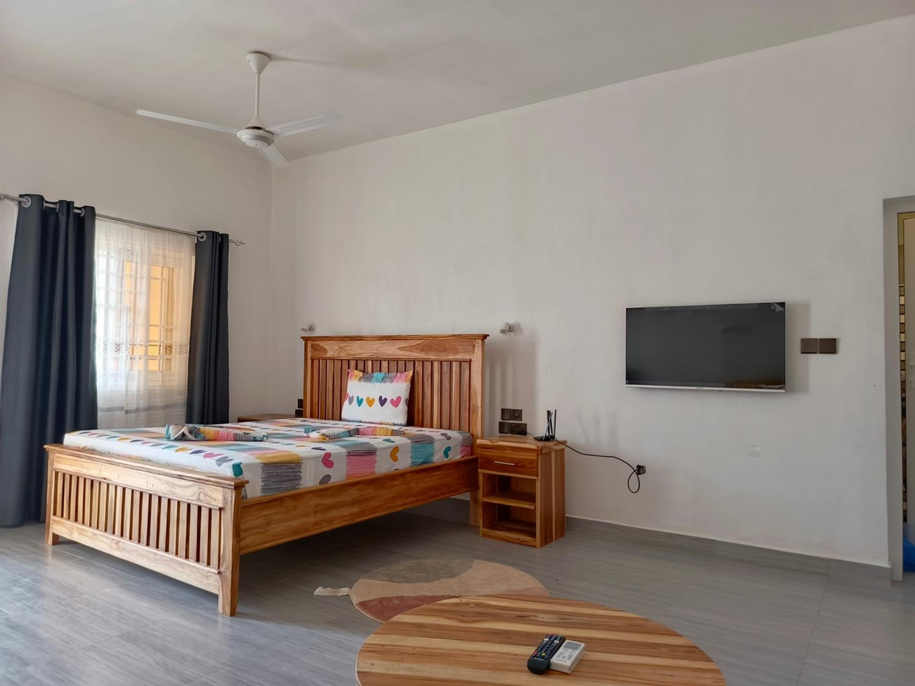 Deluxe Double Room (2 Adults + 1 Child)