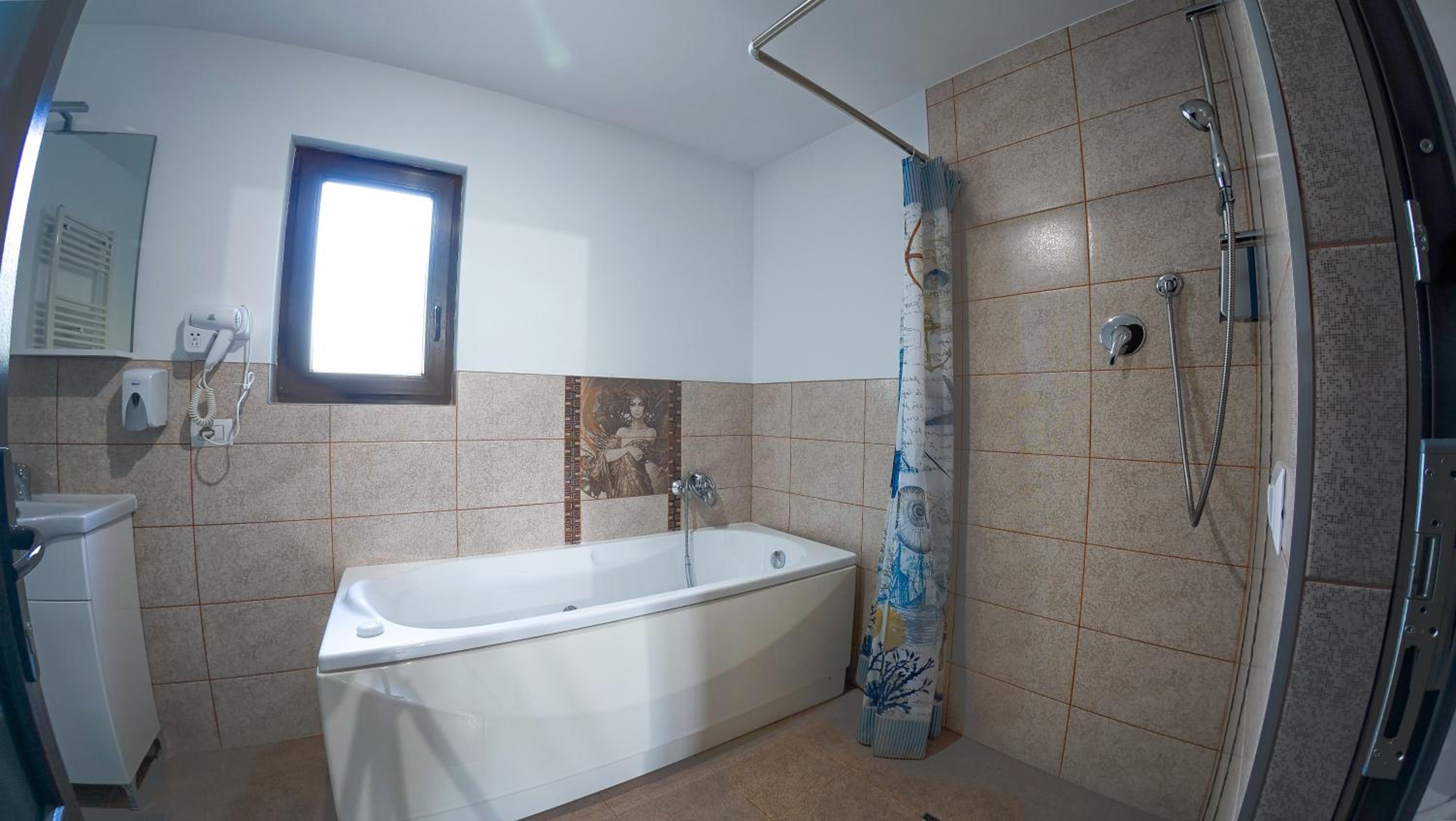 Quadruple Room with Bathroom