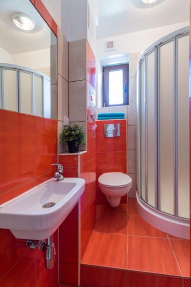 Quadruple Room with Shower photo 2