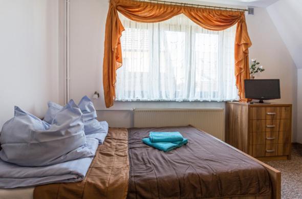 Deluxe Double Room with Balcony photo 2