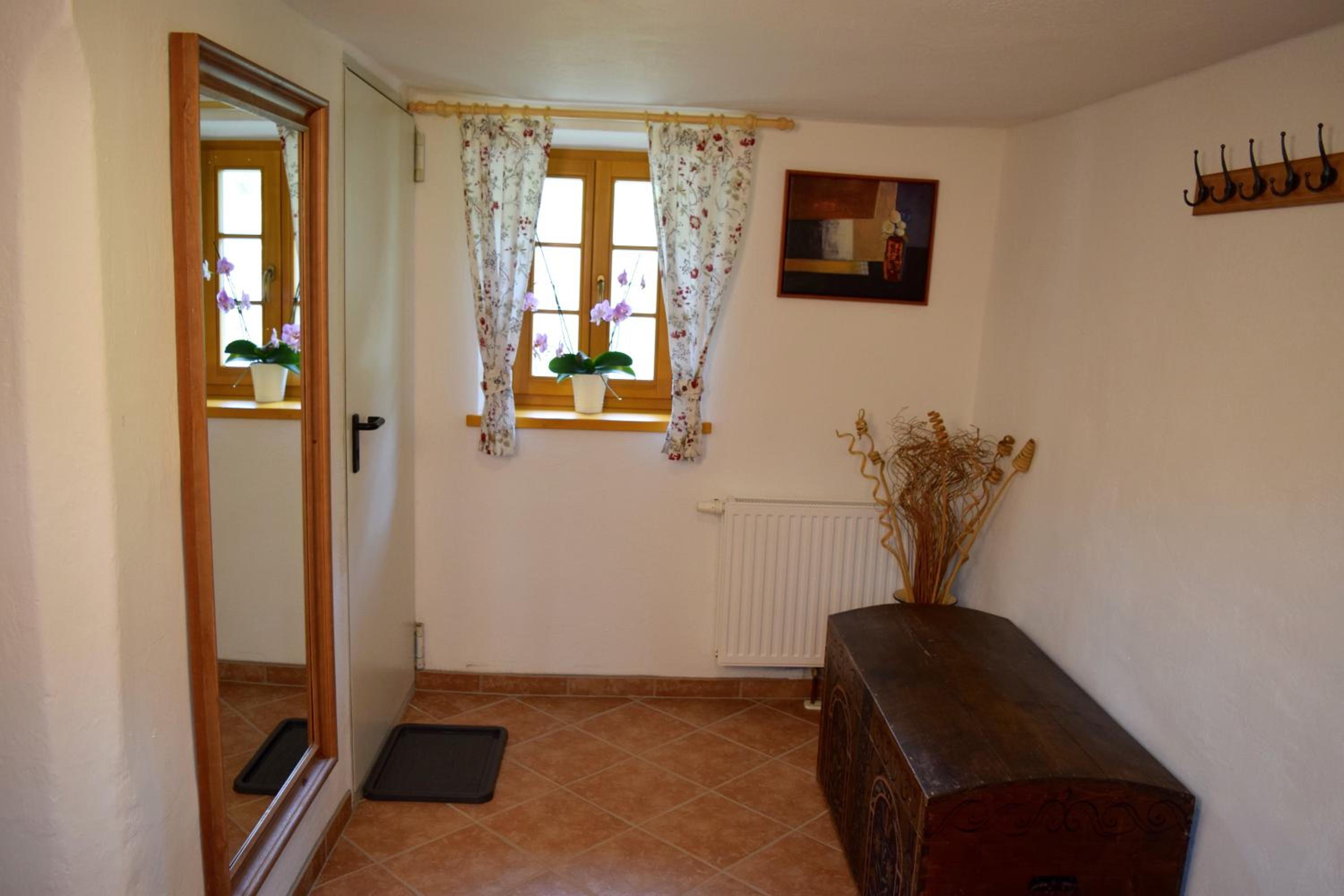 Apartment With Garden View