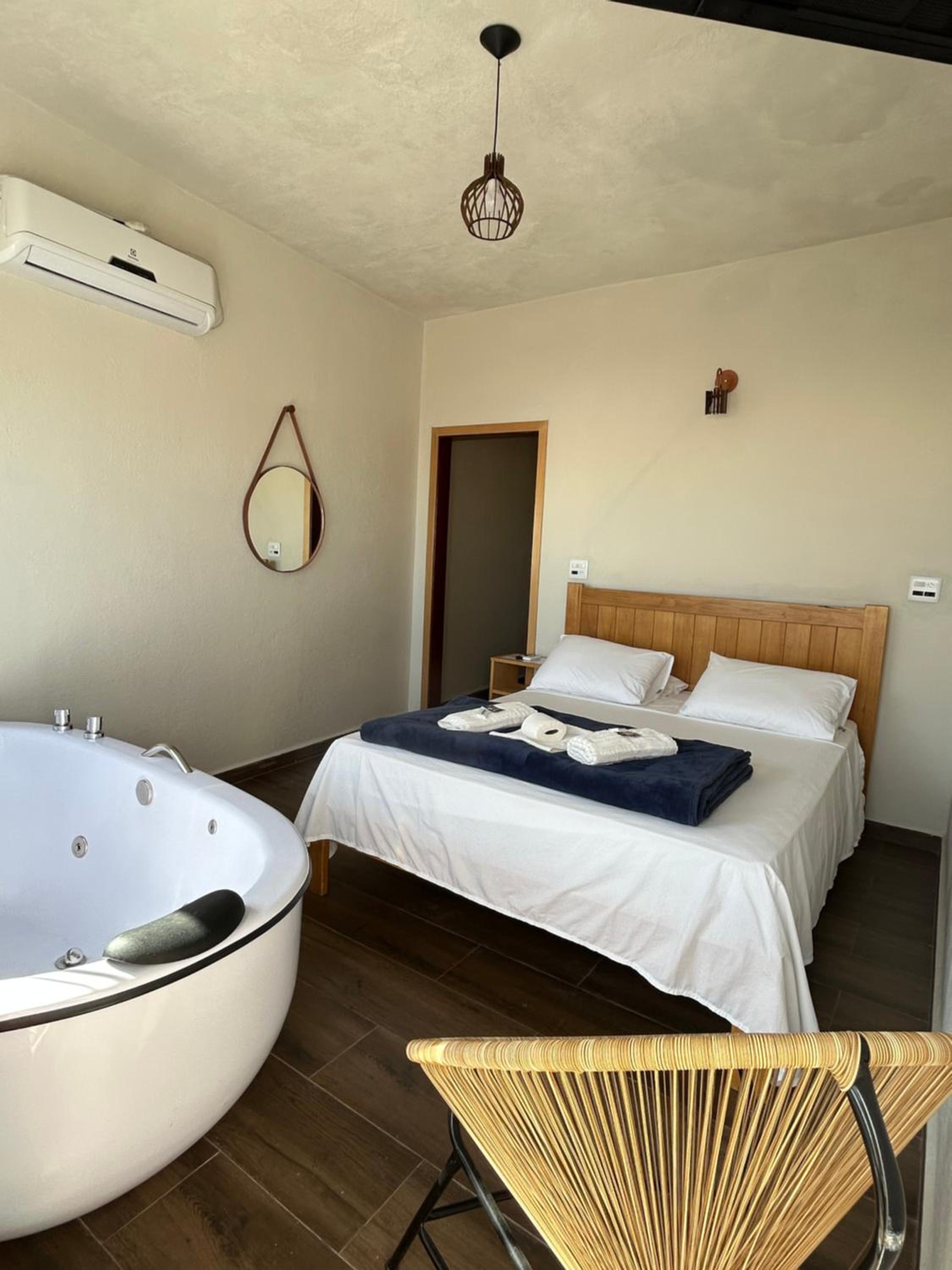 King Room with Spa Bath photo 3