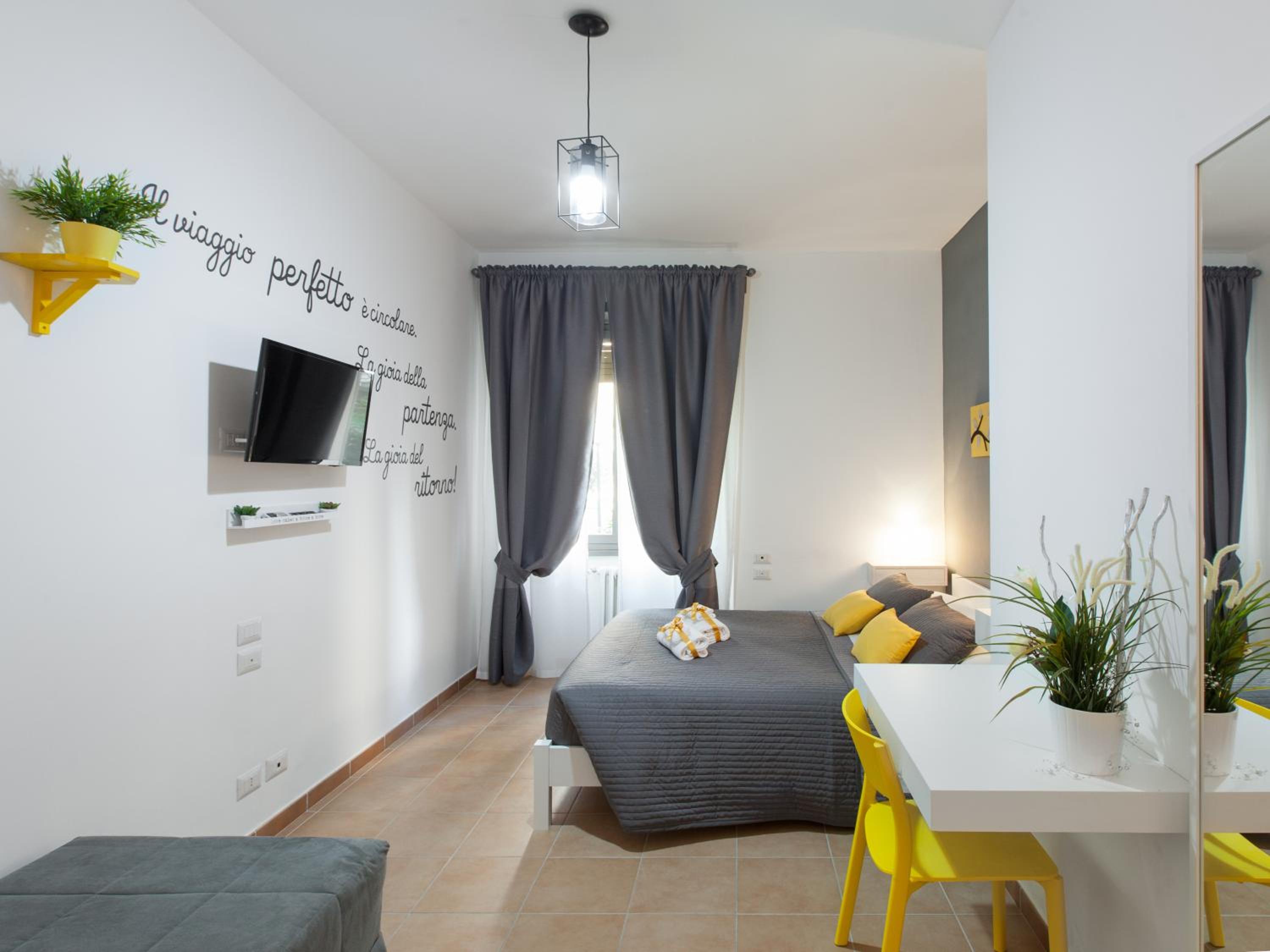 Double Room with Private External Bathroom photo 1