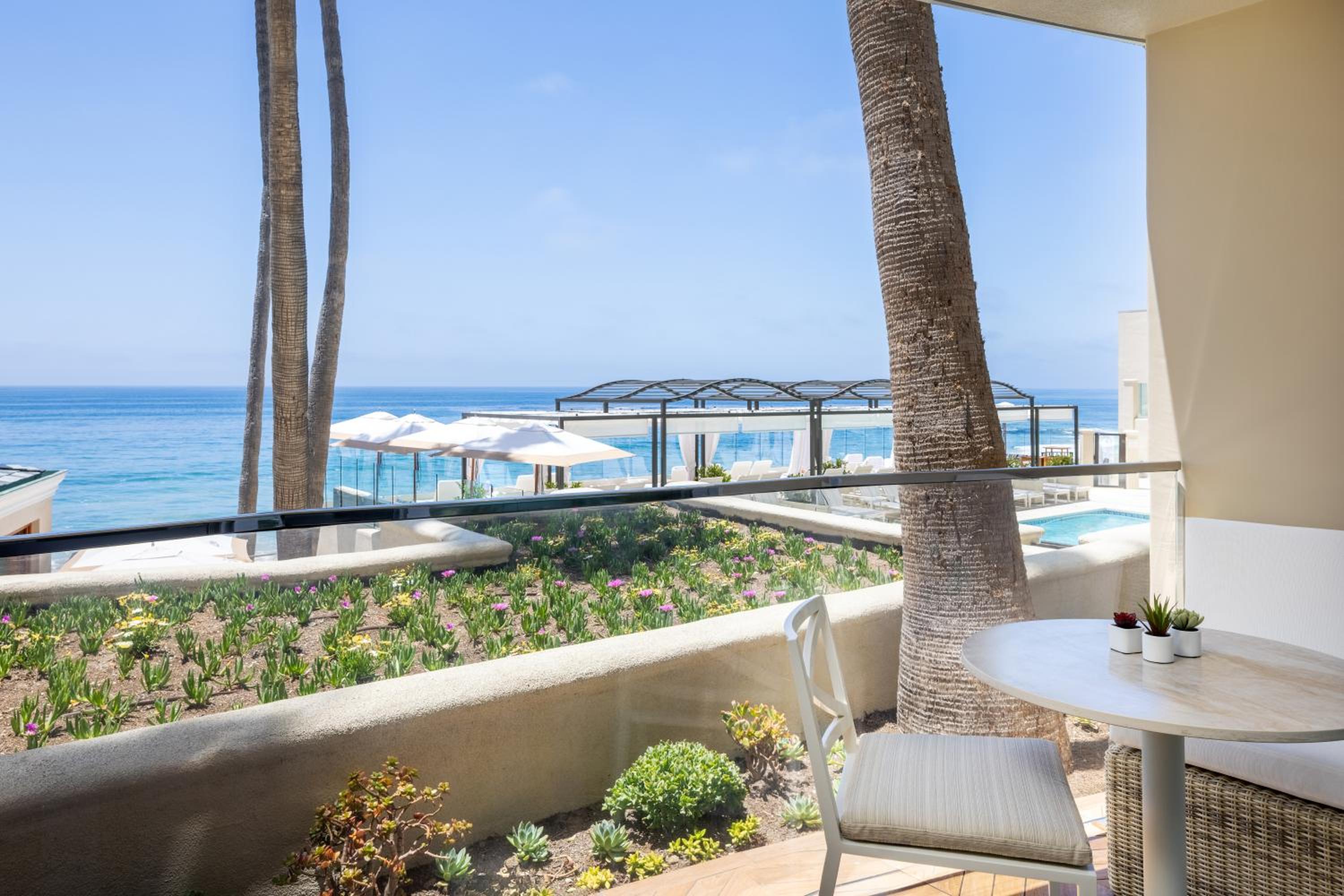 King Room with Pool View