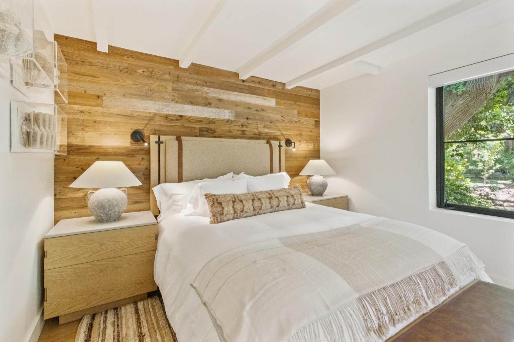 Junior Suite with Garden View