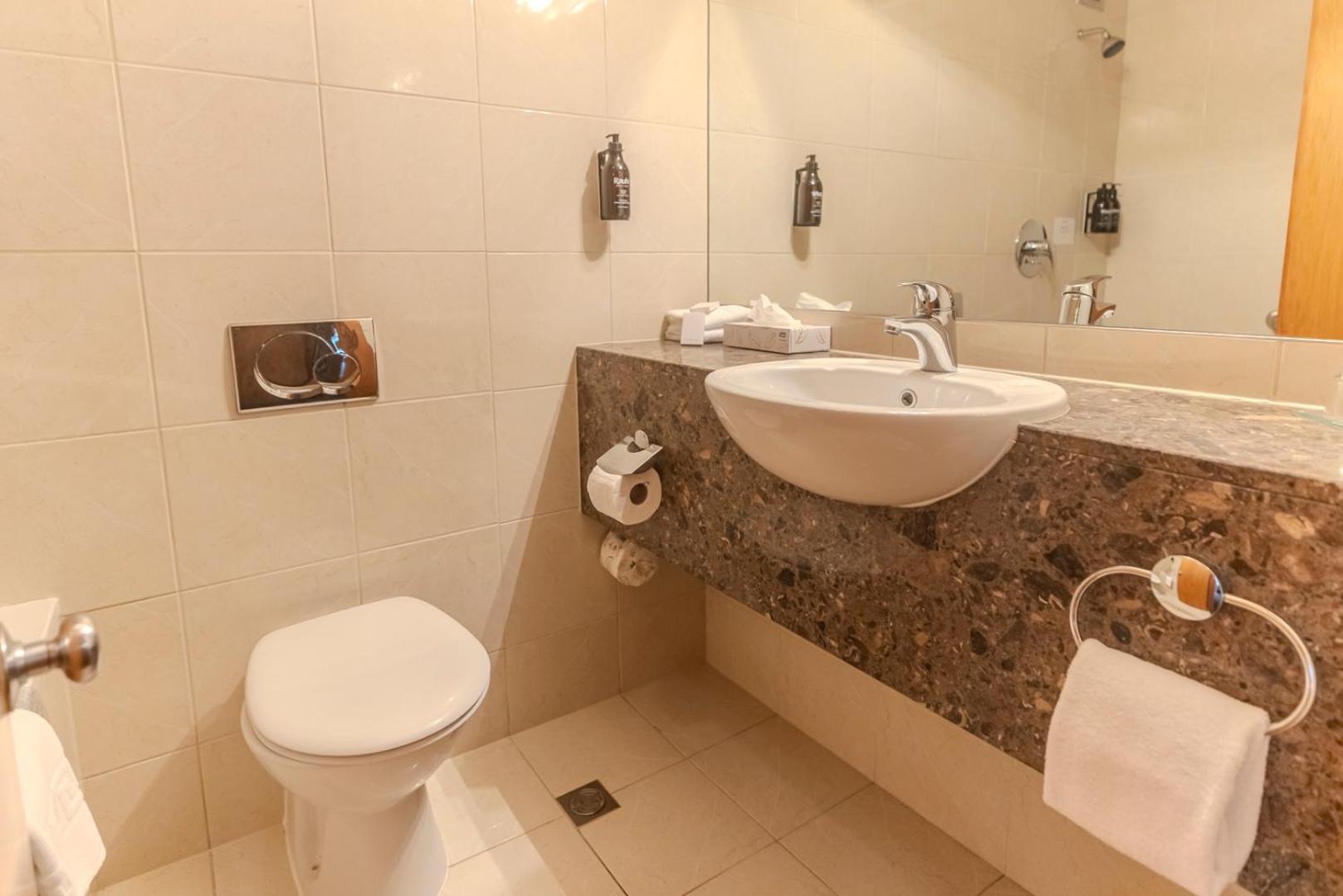 Superior King Room photo 1