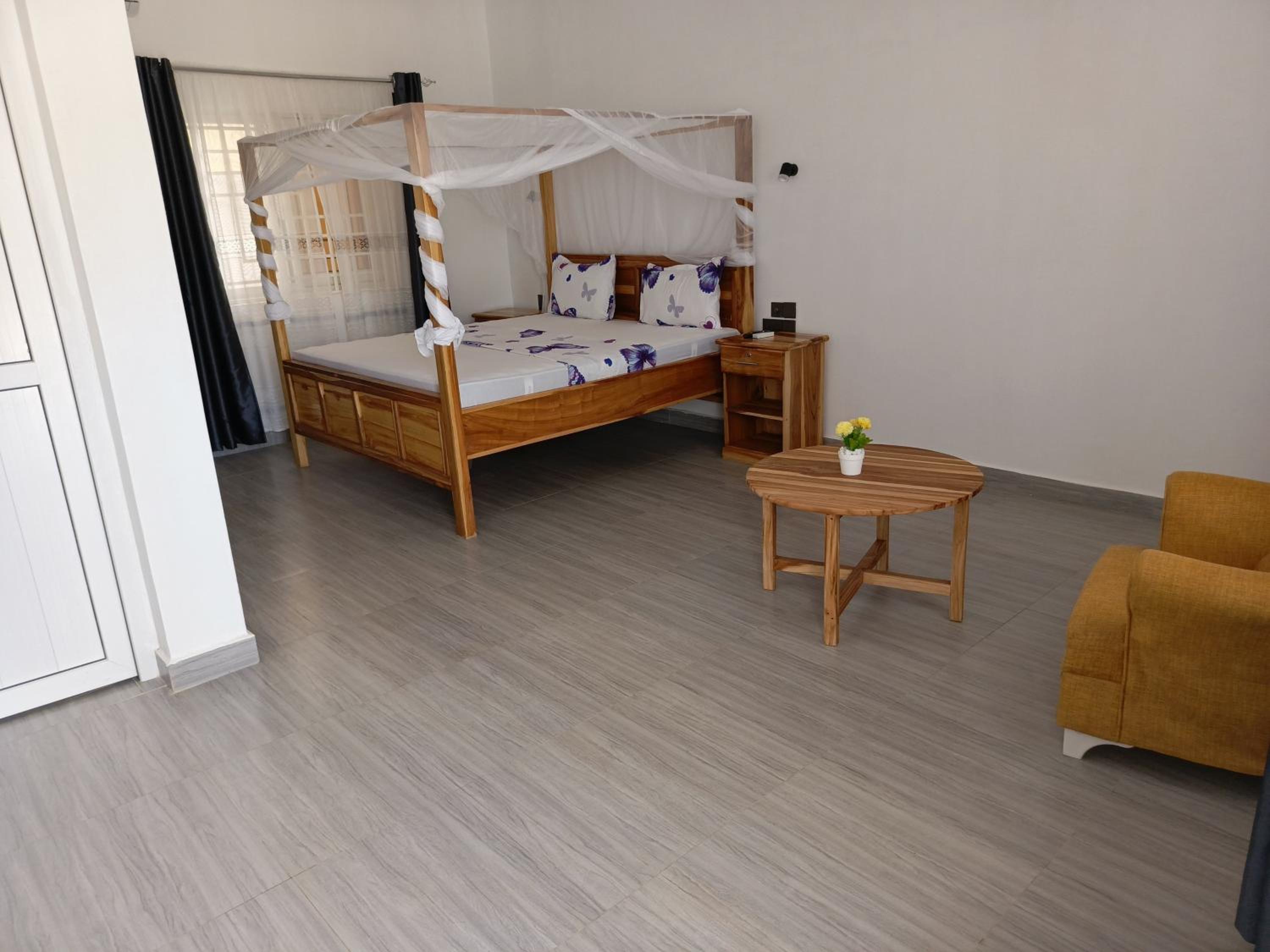 King Room with Pool View