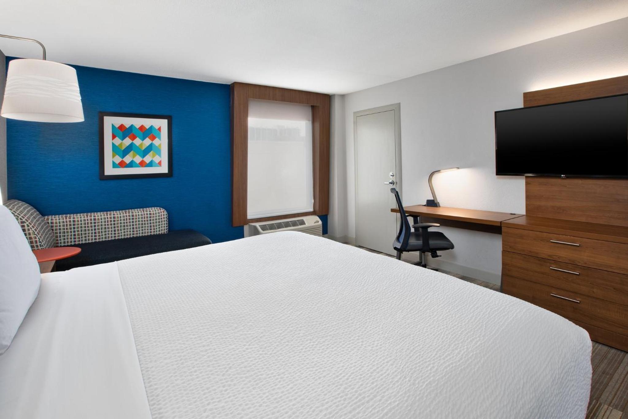 Standard King Room - High Floor