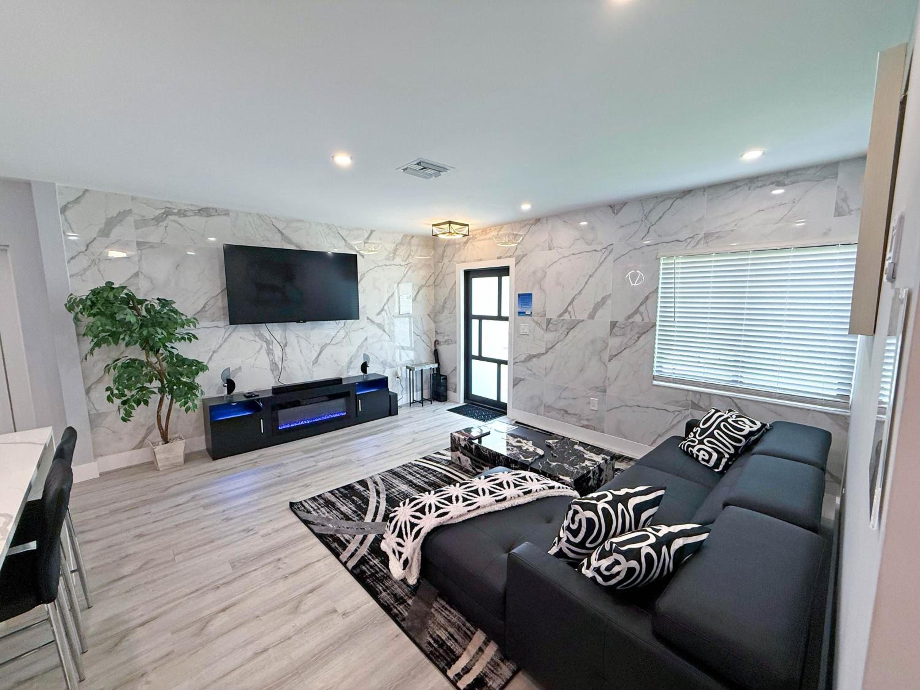 Villa photo 1