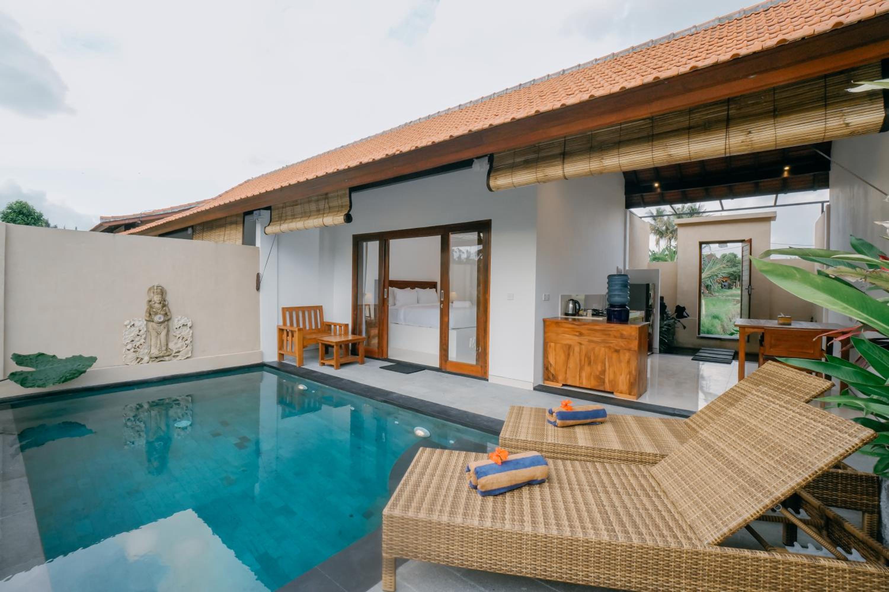 Standard Villa