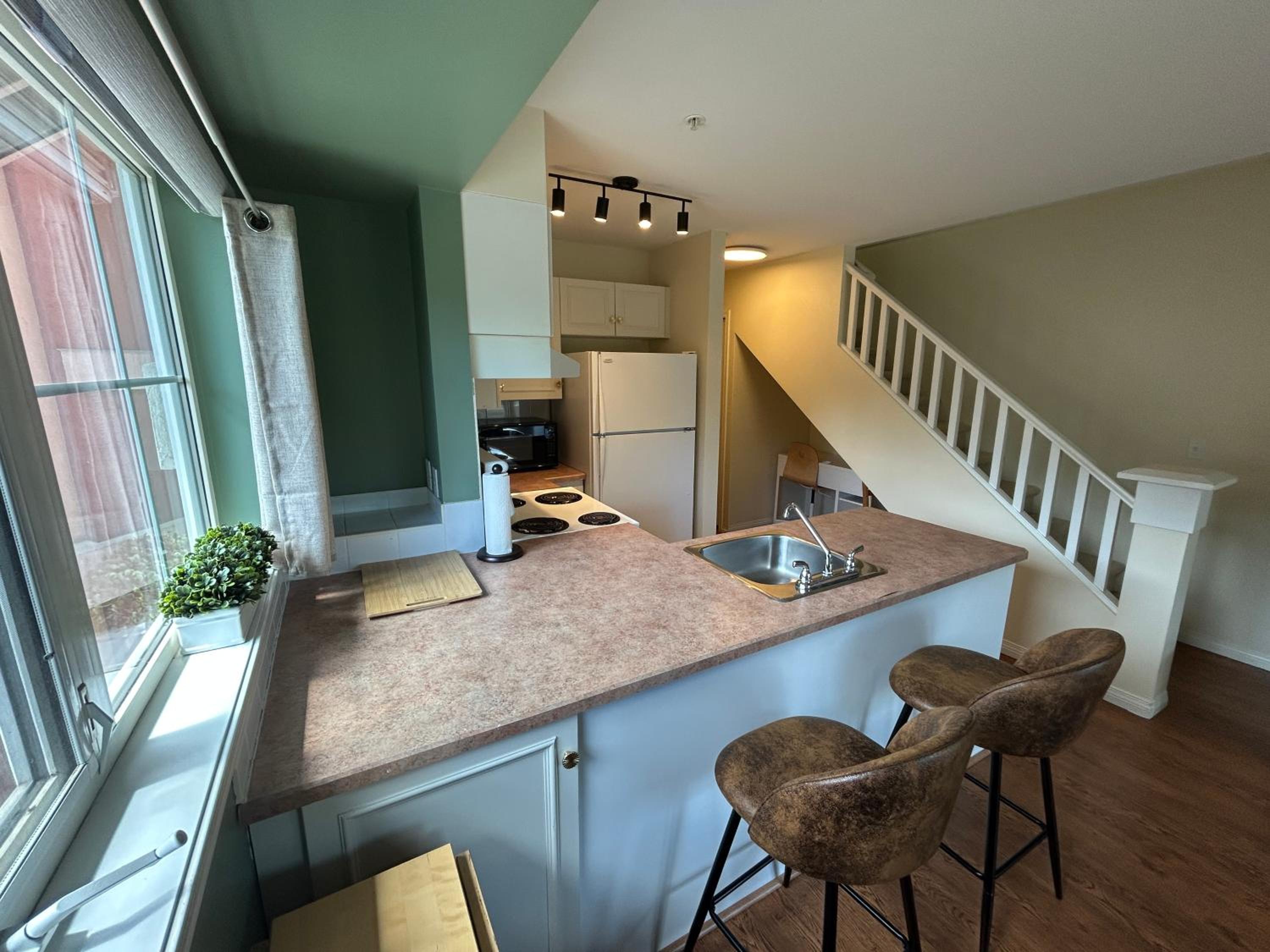 Apartment - Split Level photo 3