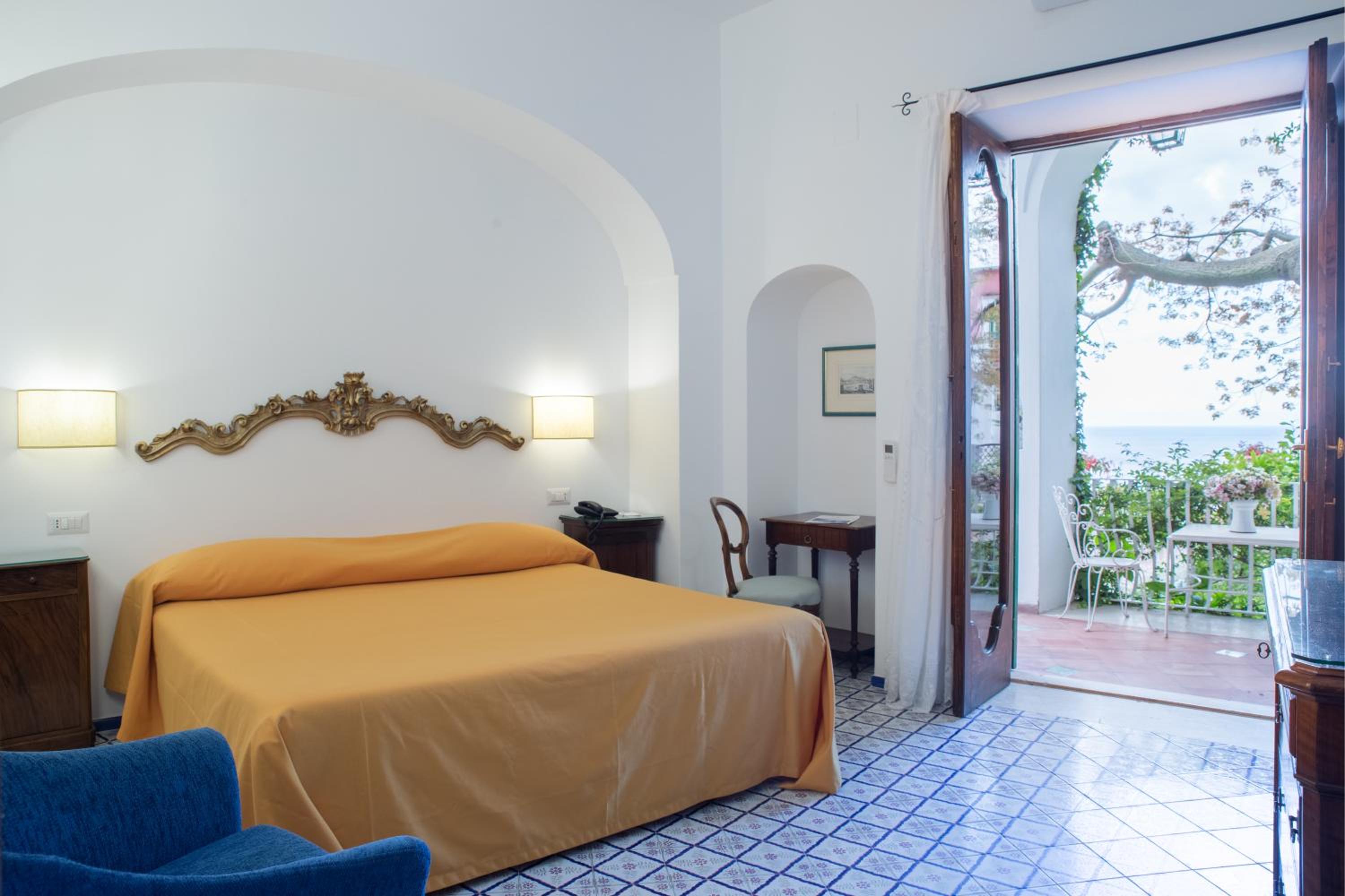 Standard Double or Twin Room with Garden View - Photo 1