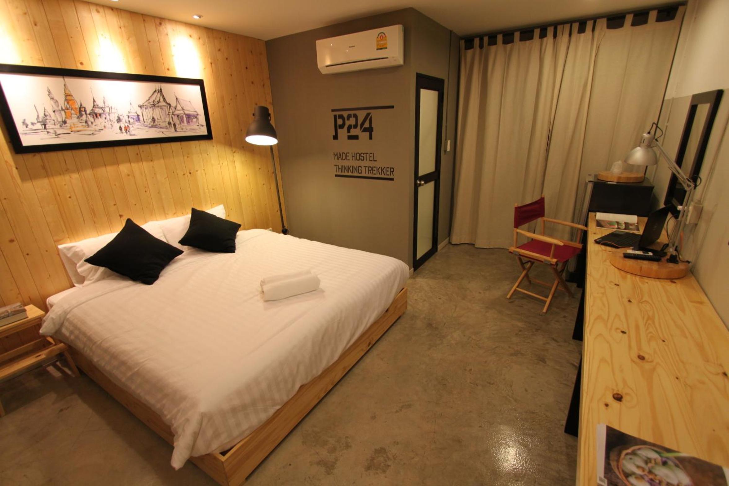 Deluxe Double Room with Balcony photo 2
