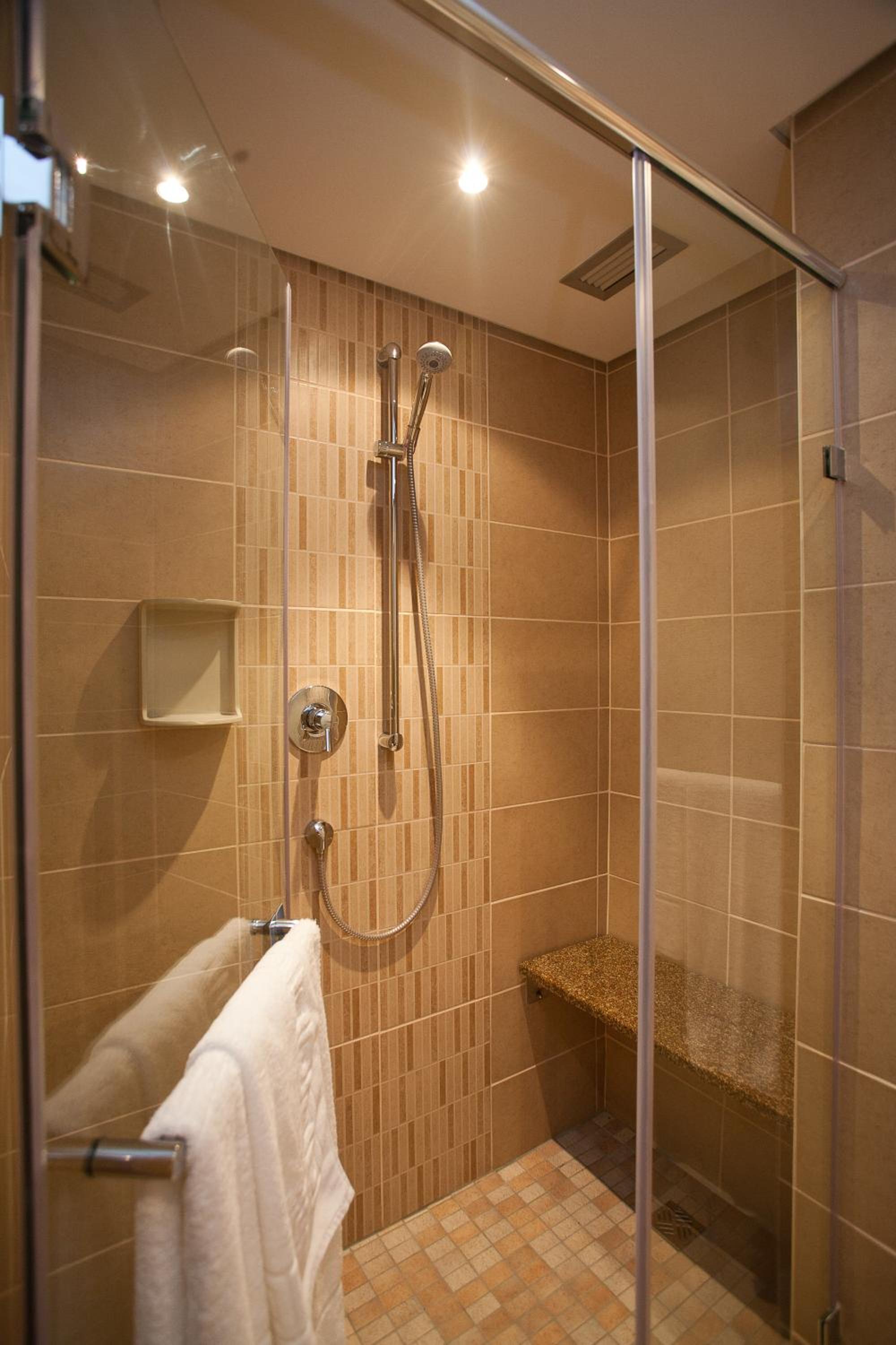 Double Room - Non-Smoking with Ocean View photo 3