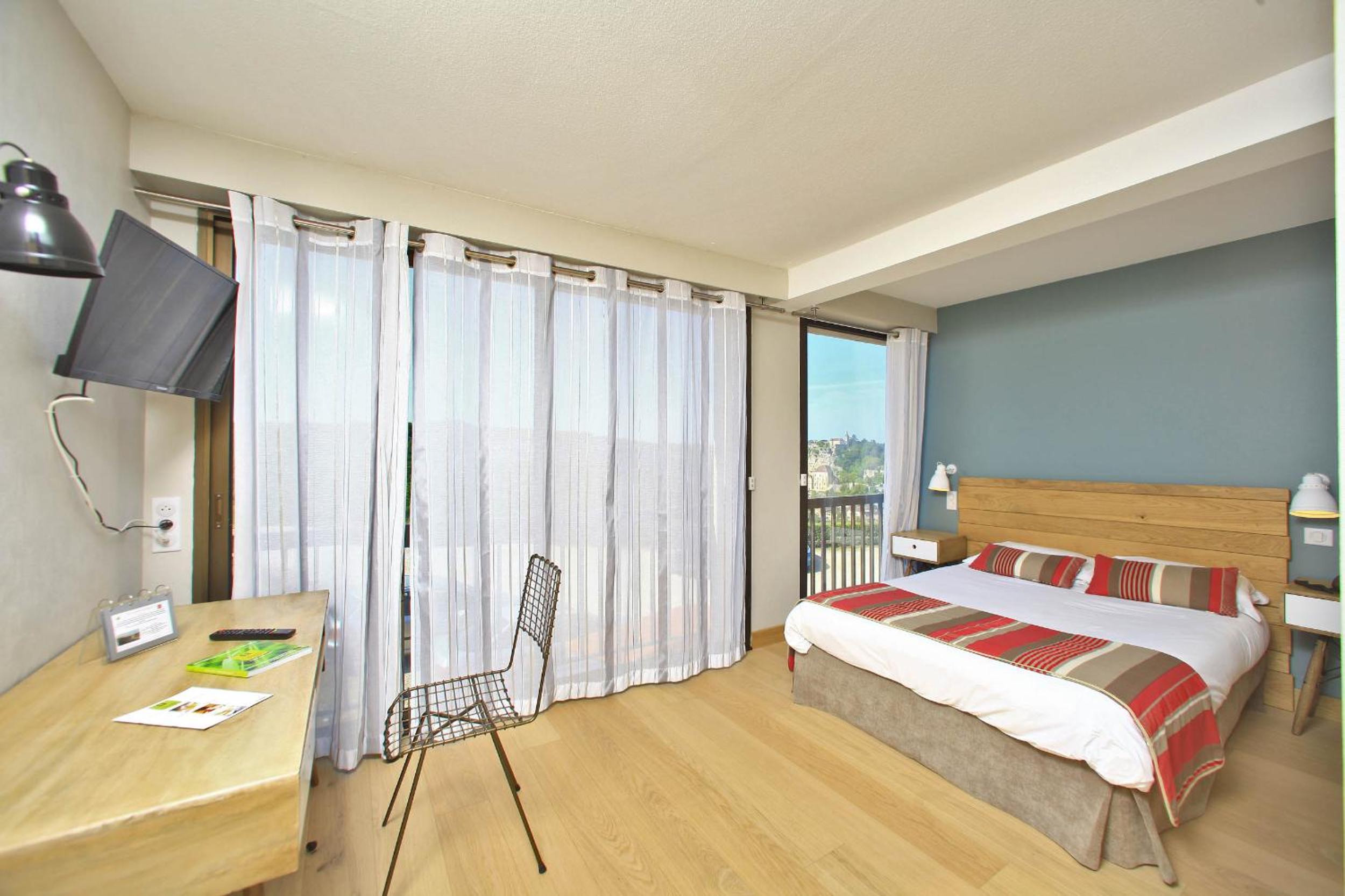 Double Room with Bath - Old City View - Photo 5