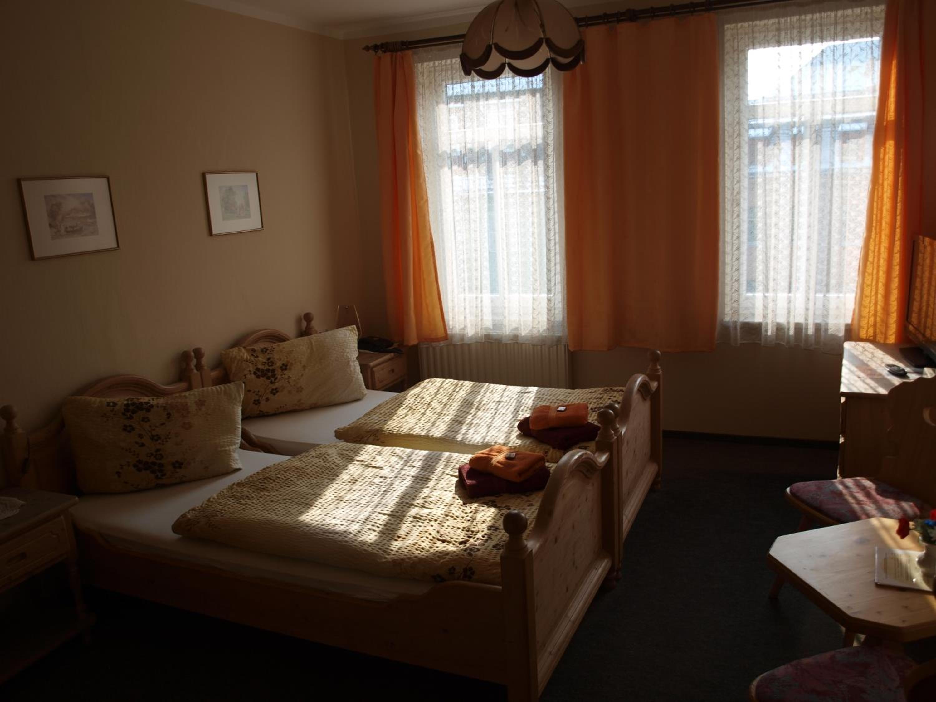 Double Room - Photo 5