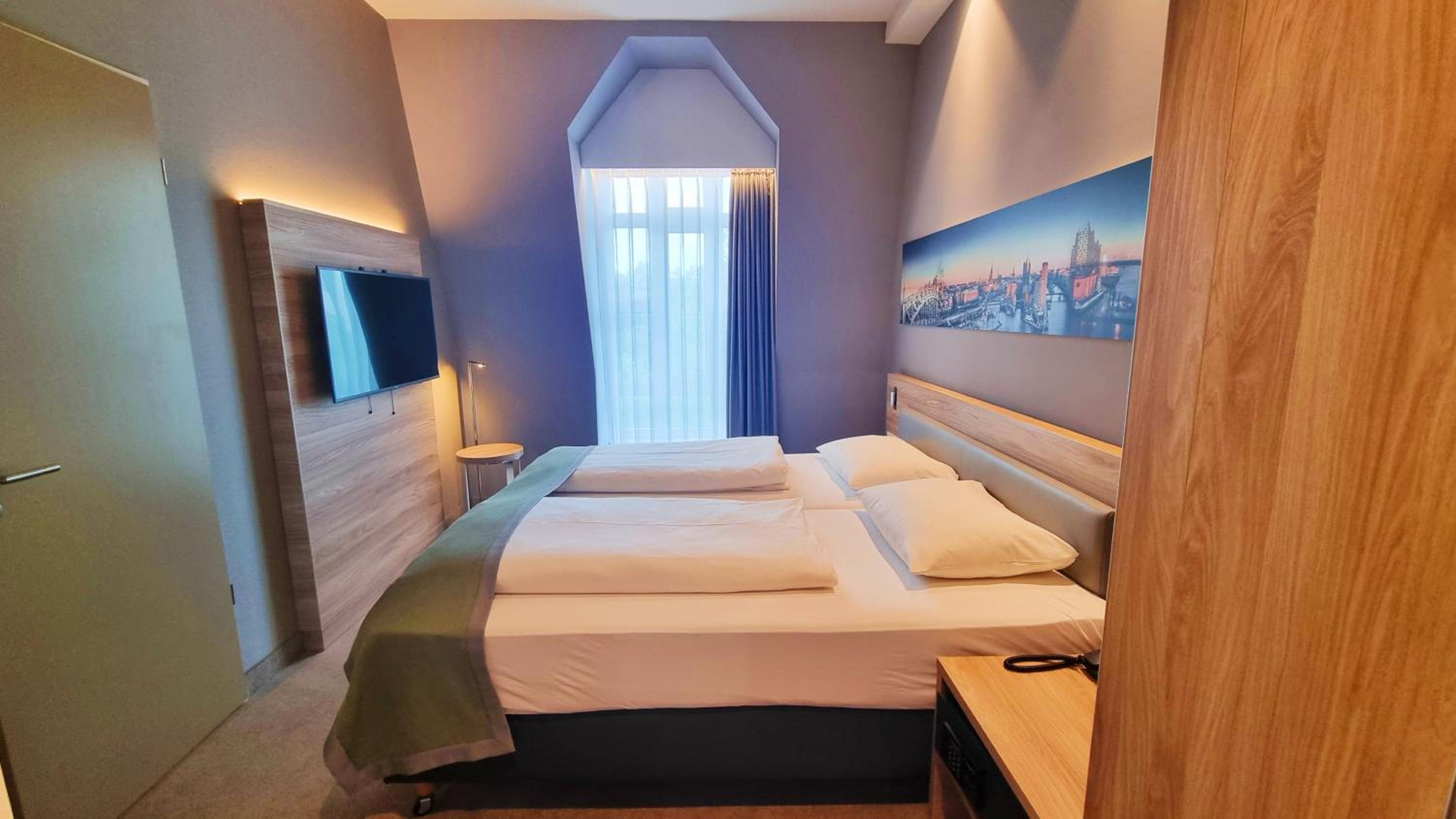 Suite with Balcony photo 3