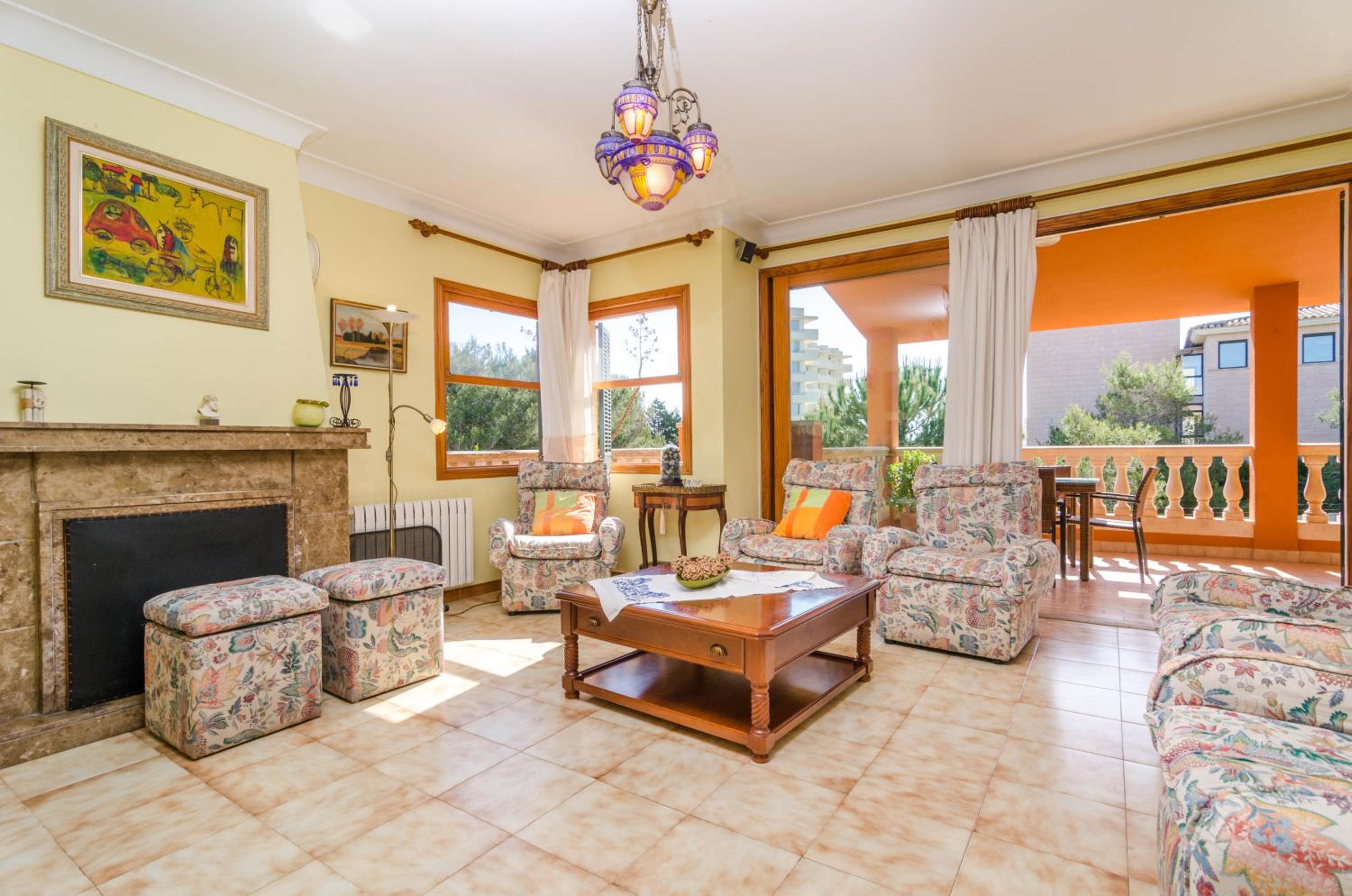 Four-Bedroom Villa photo 3