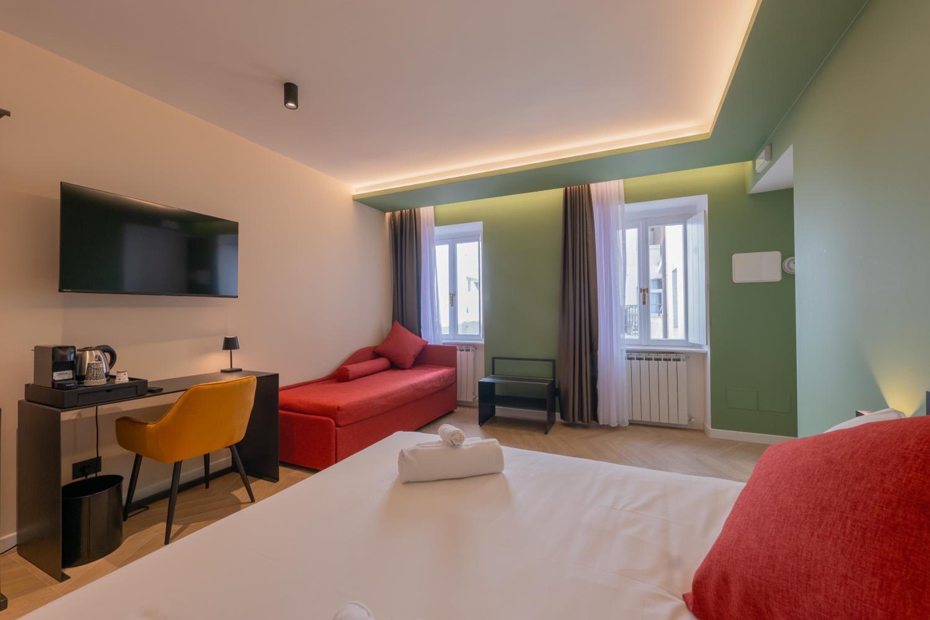 Deluxe Triple Room