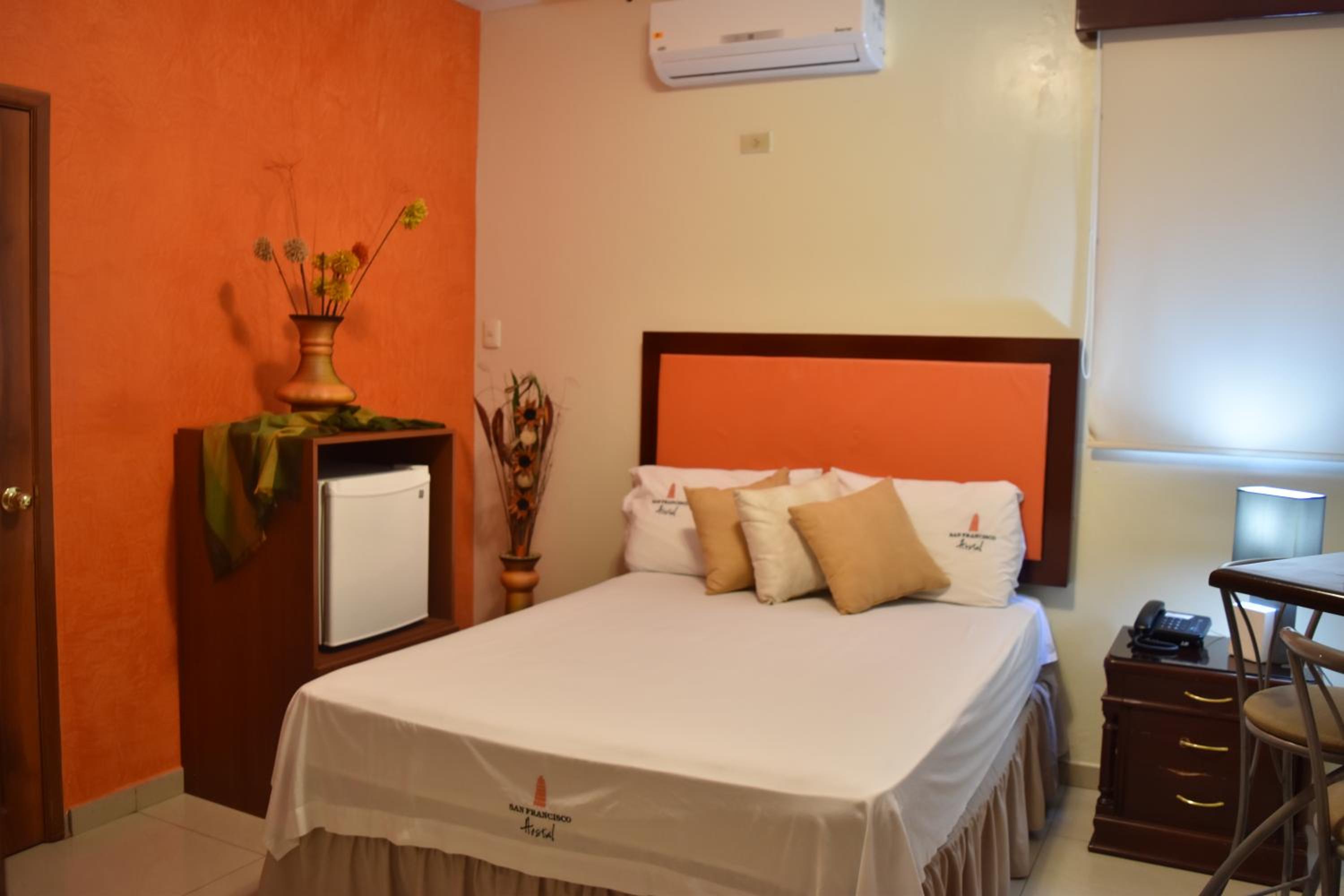Standard Room photo 3