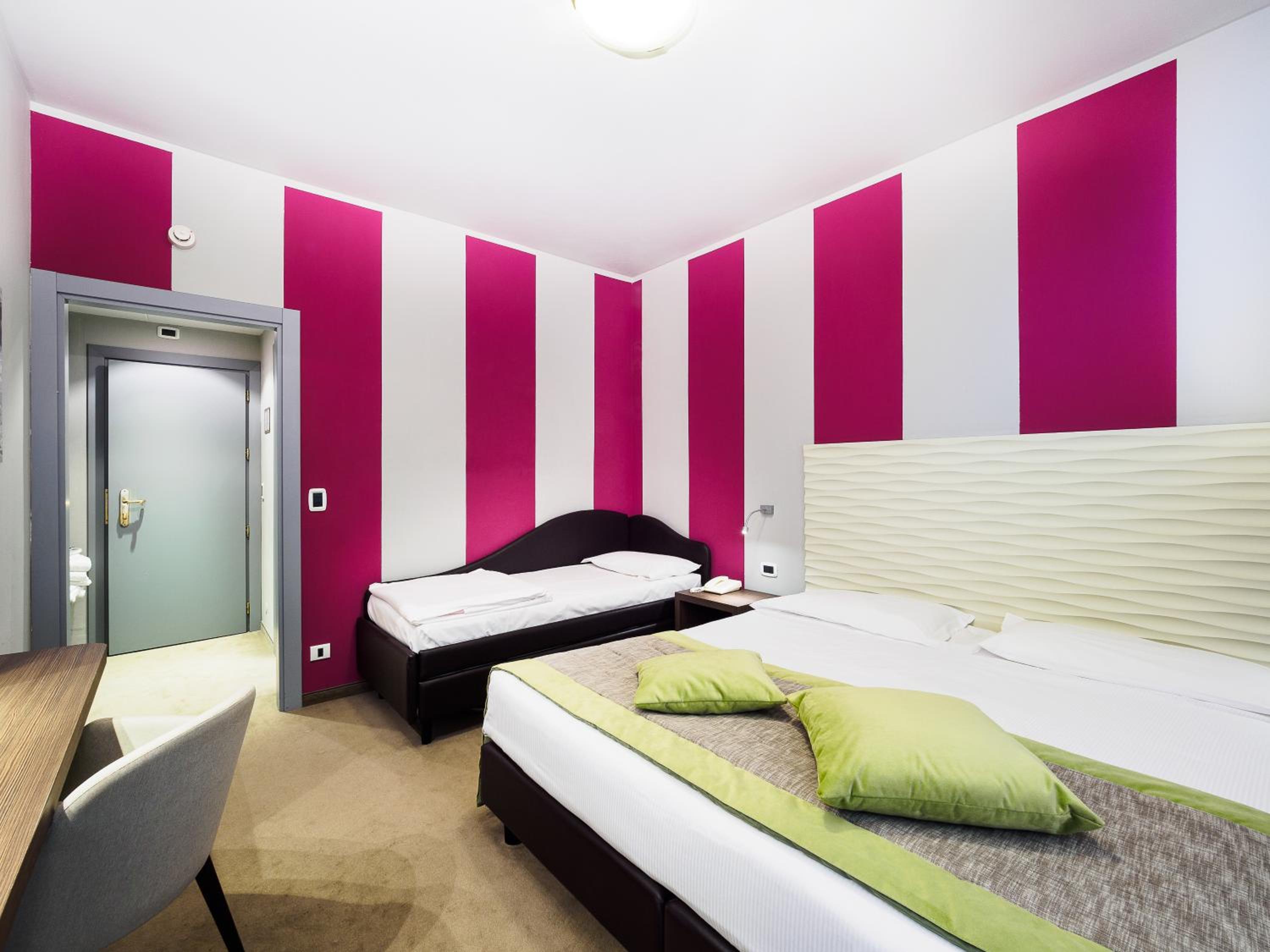 Triple Room - Photo 4