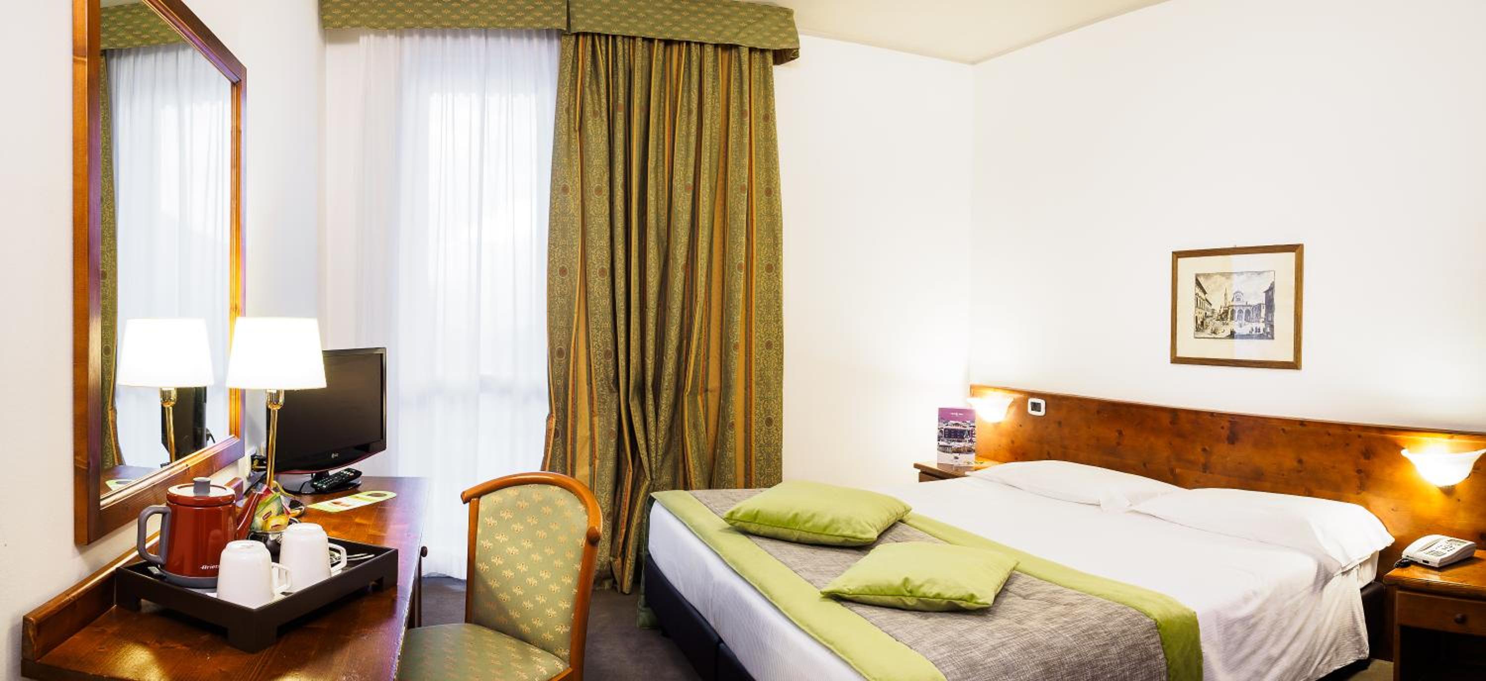 Double Room - Photo 4