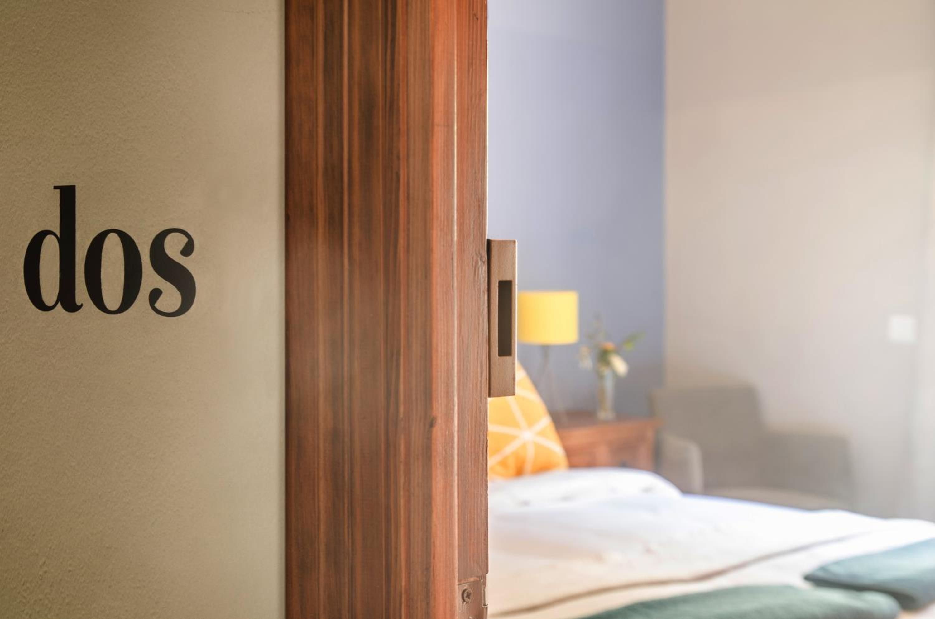 Double Room with Private External Bathroom - Photo 8