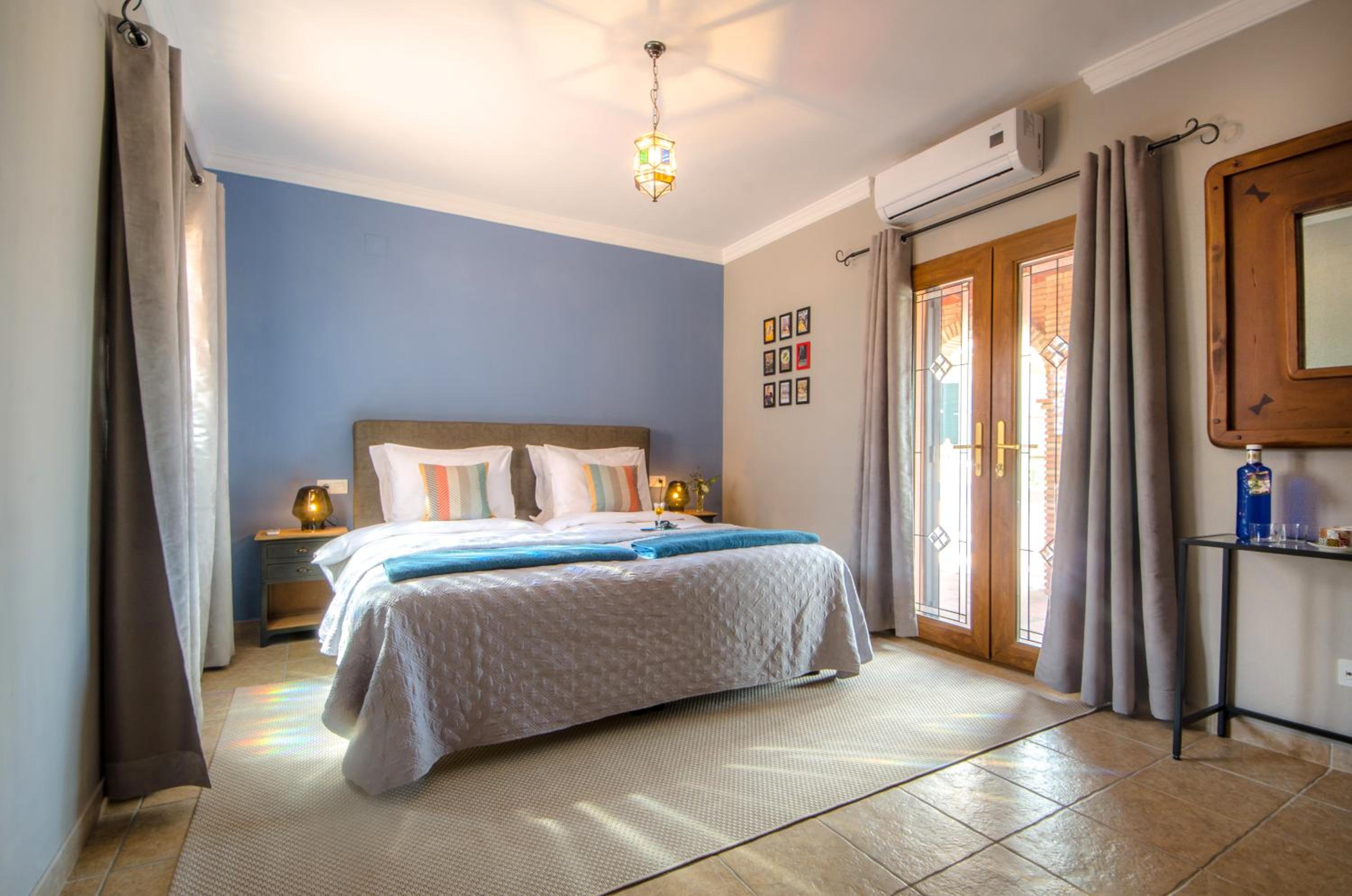 Double Room with Terrace - Photo 1