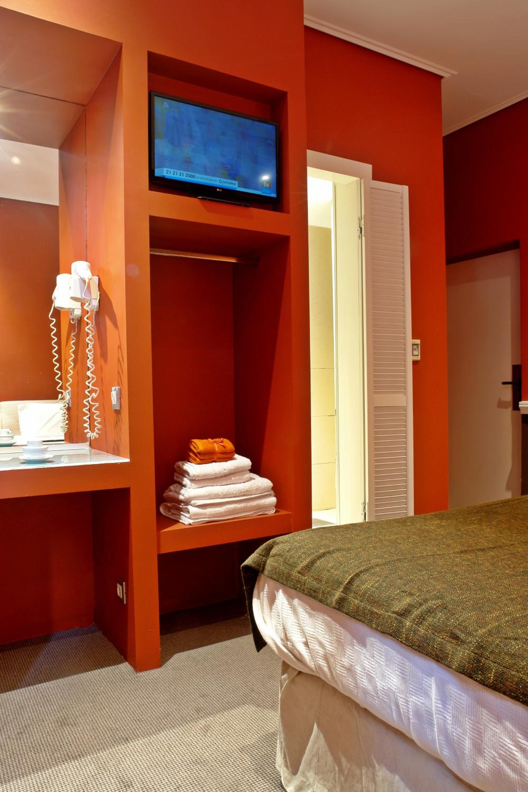 Superior Double or Twin Room photo 1