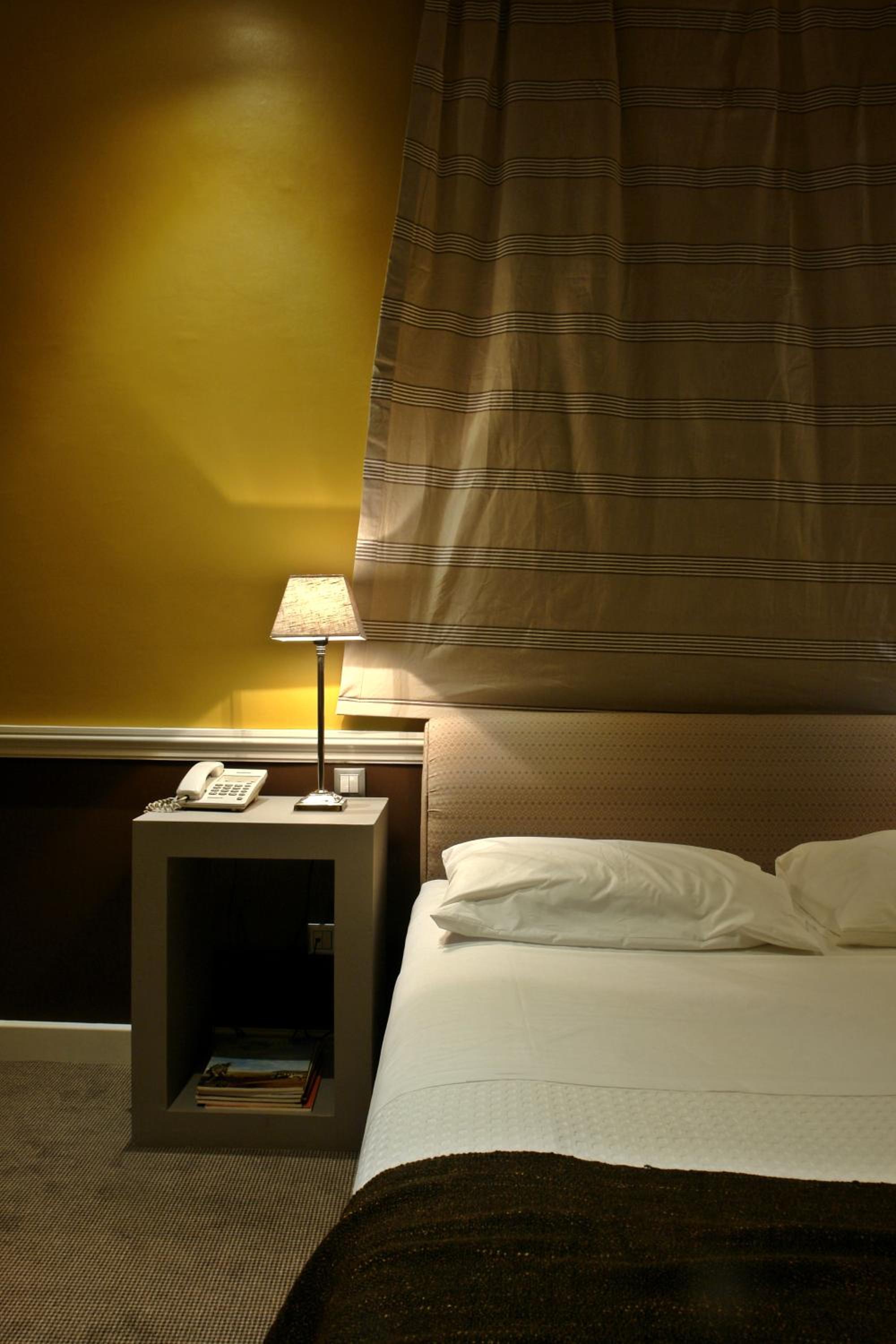 Deluxe Double Room photo 2