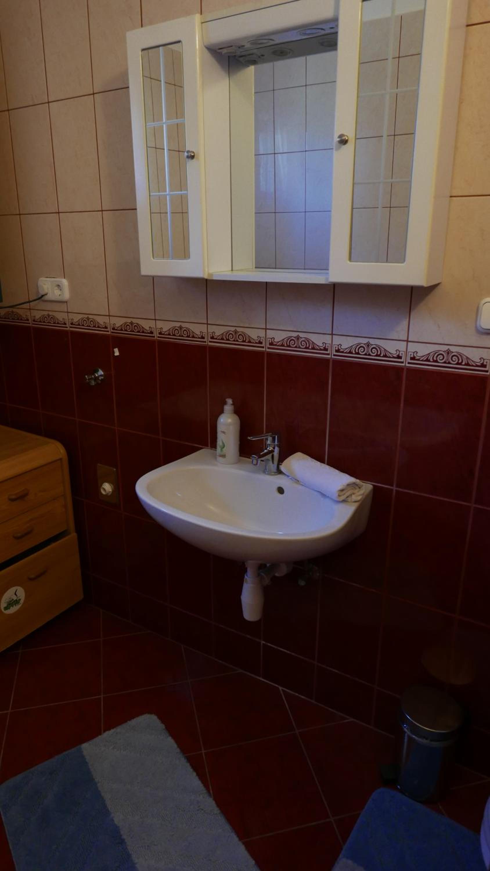 Quadruple Room with Bath photo 2