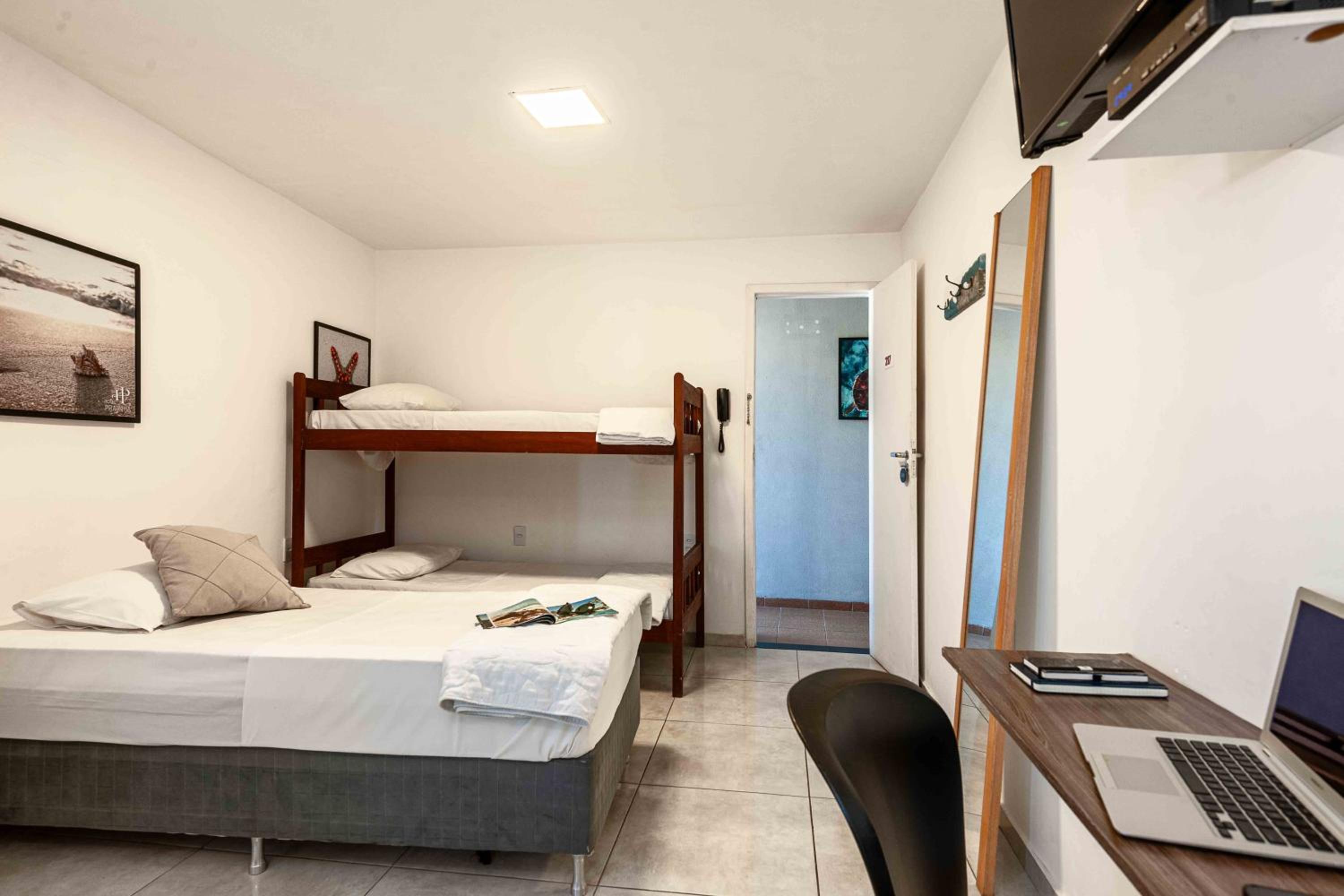 Hotel Prainha — Triple Room