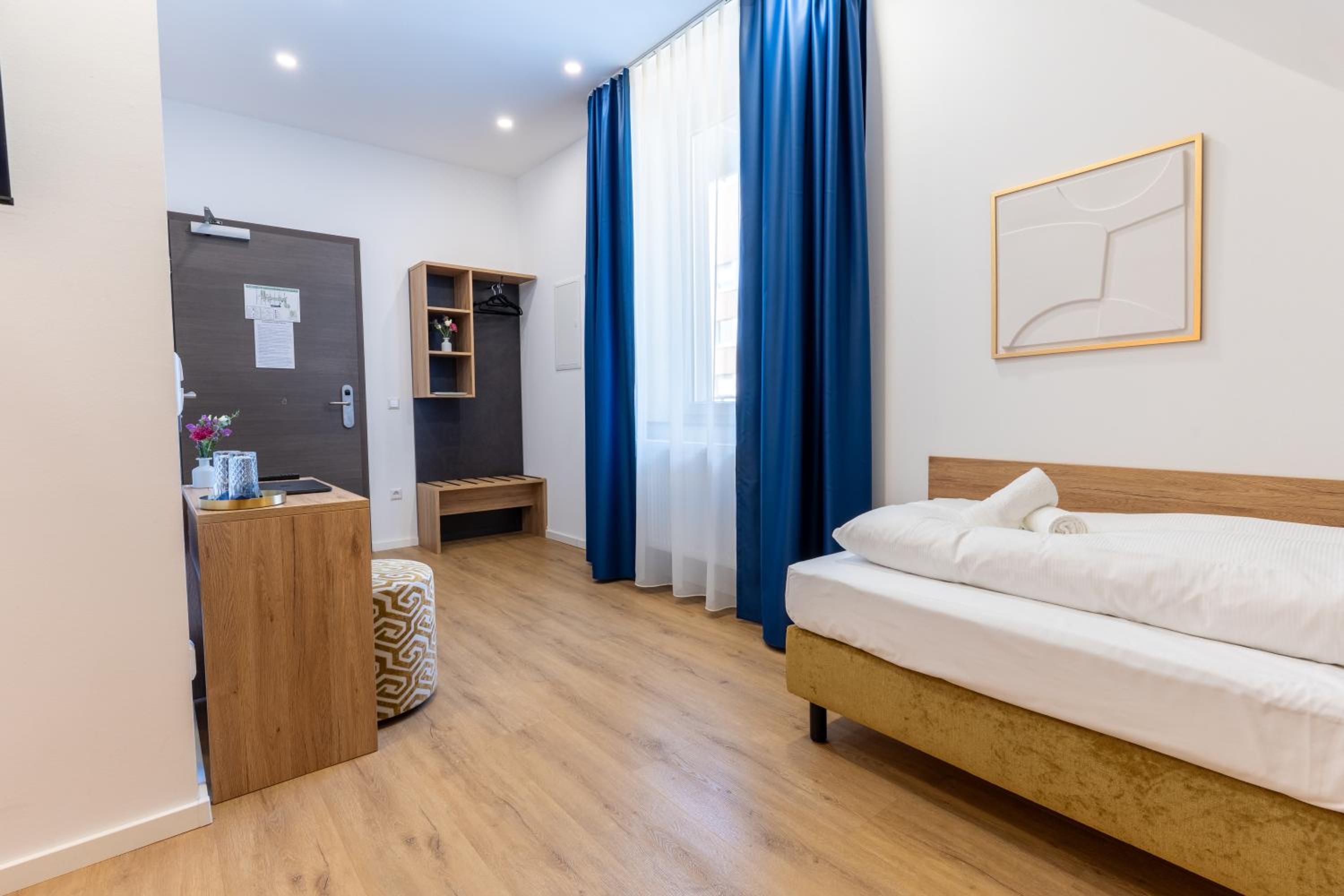 Queen Room with Two Queen Beds - Disability Access