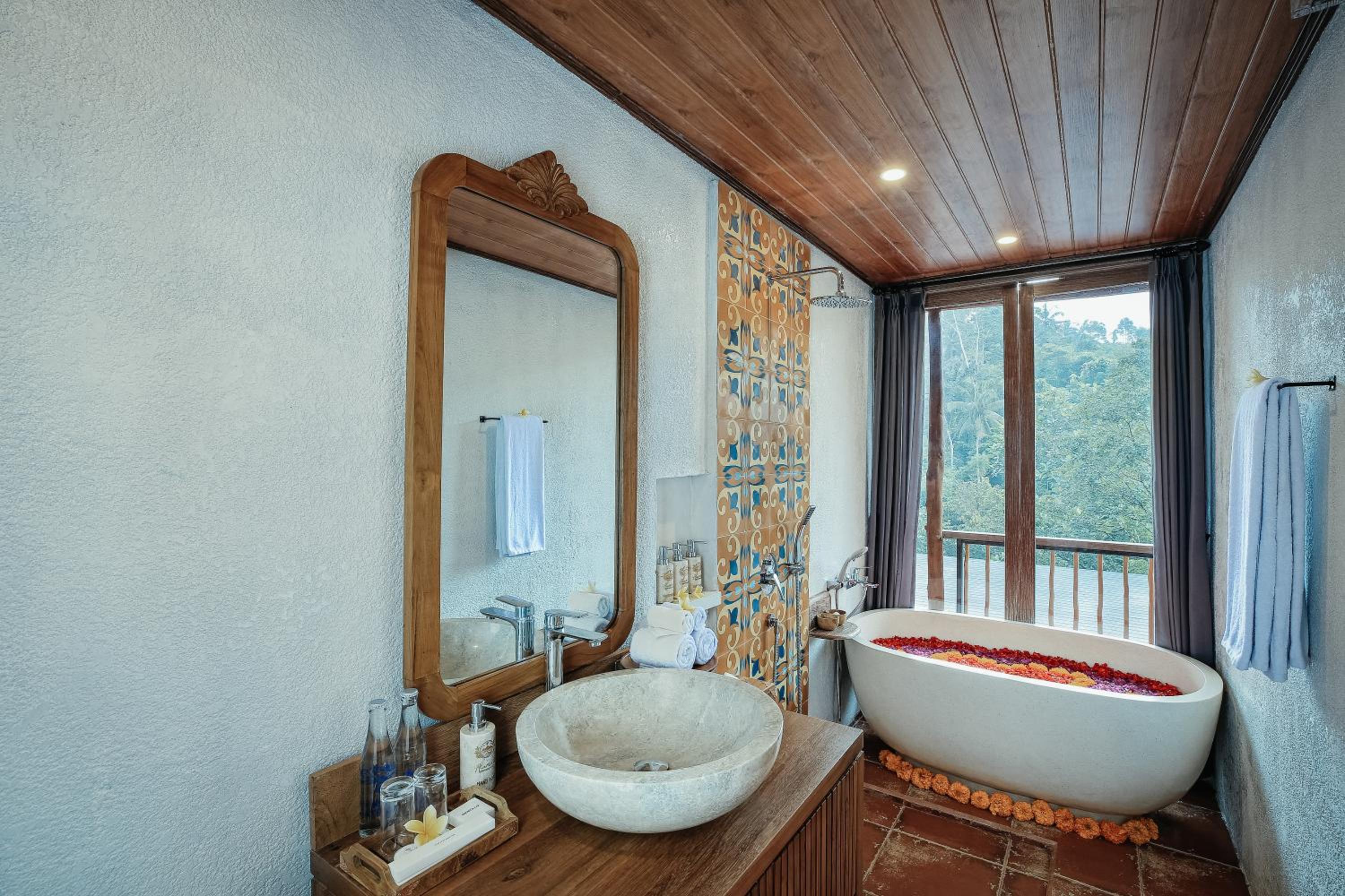  Deluxe Room with Jungle View  photo 2